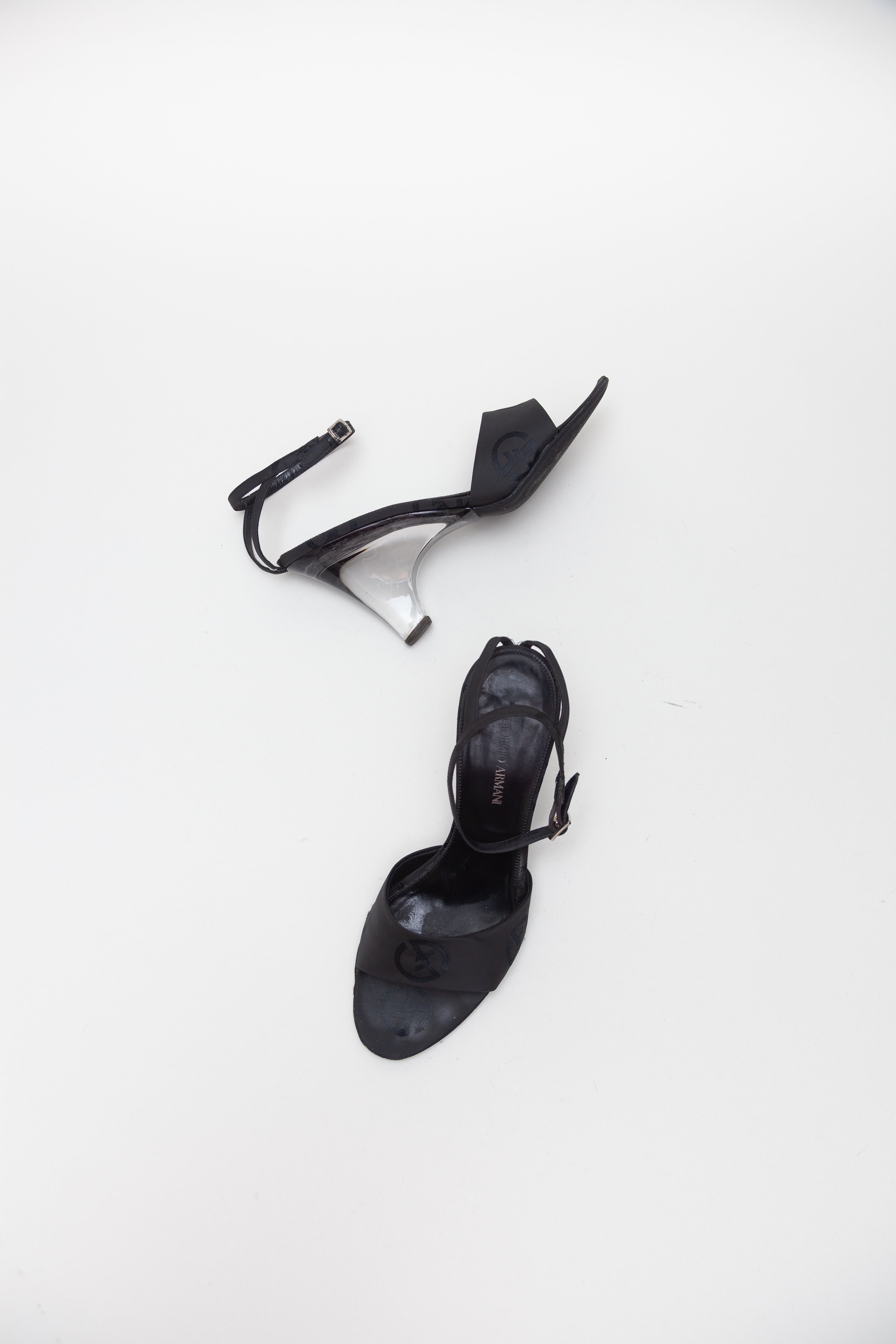 GIORGIO ARMANI <BR> SIZE 37.5