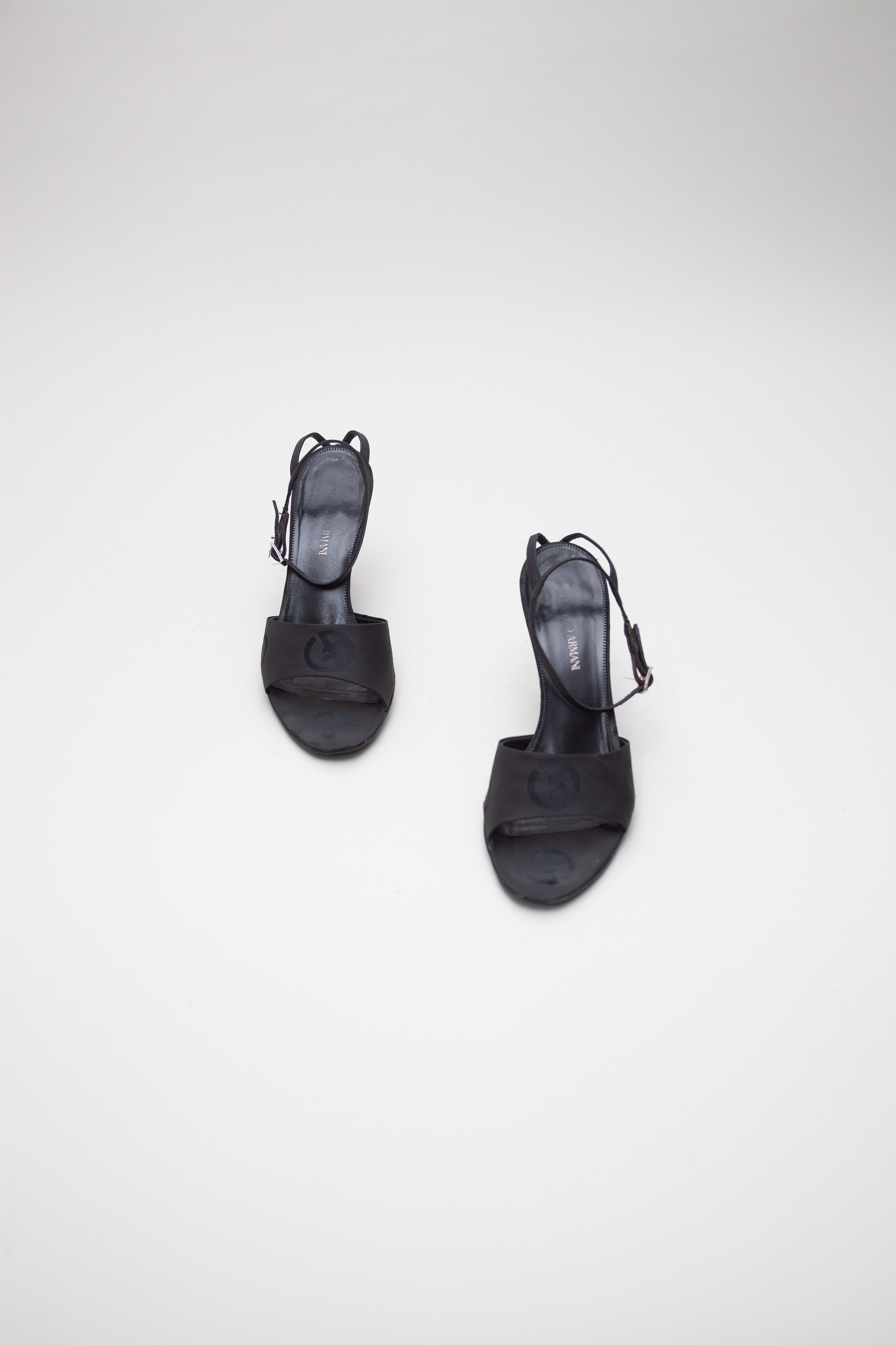 GIORGIO ARMANI <BR> SIZE 37.5