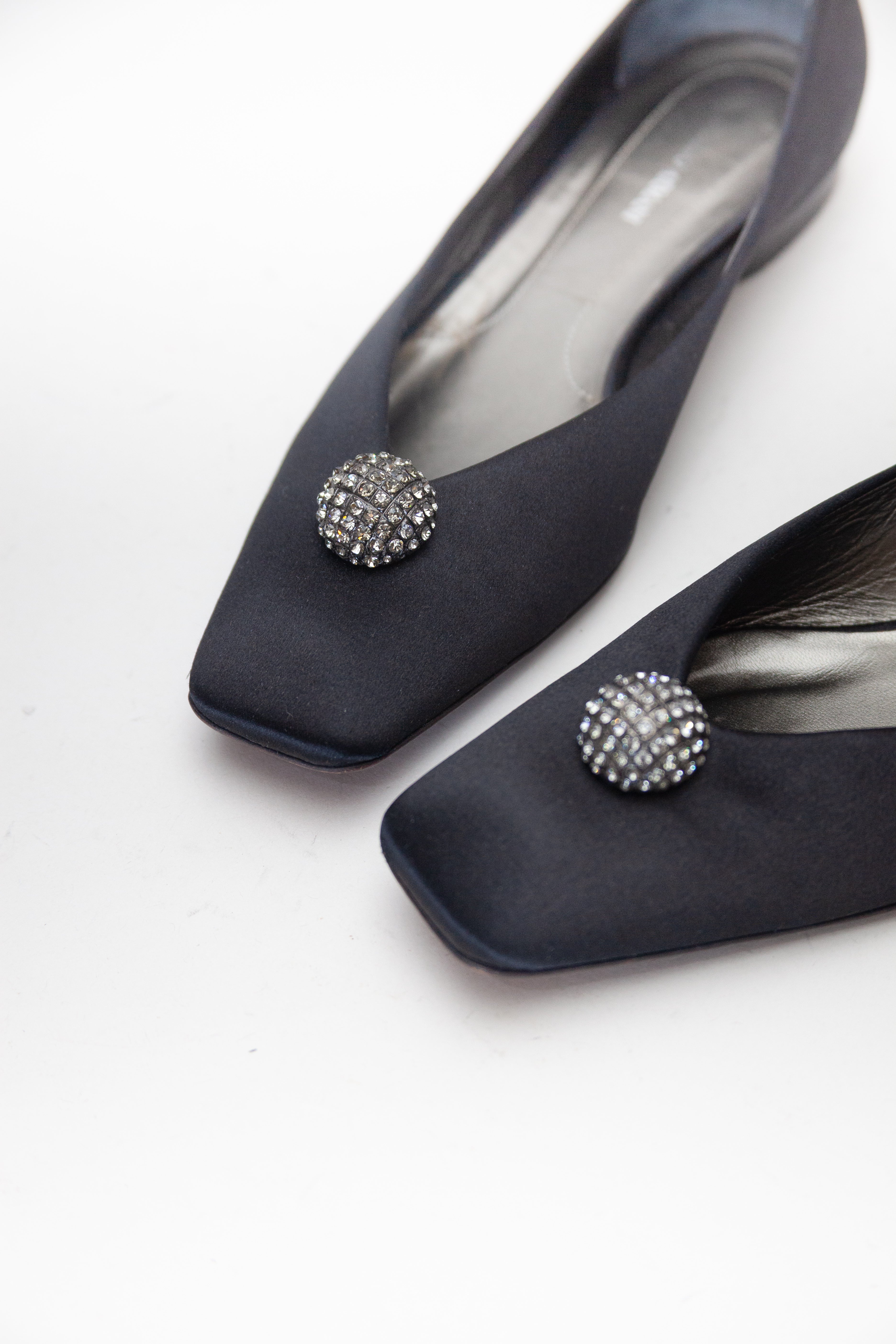 Giorgio Armani <br> Size 36.6