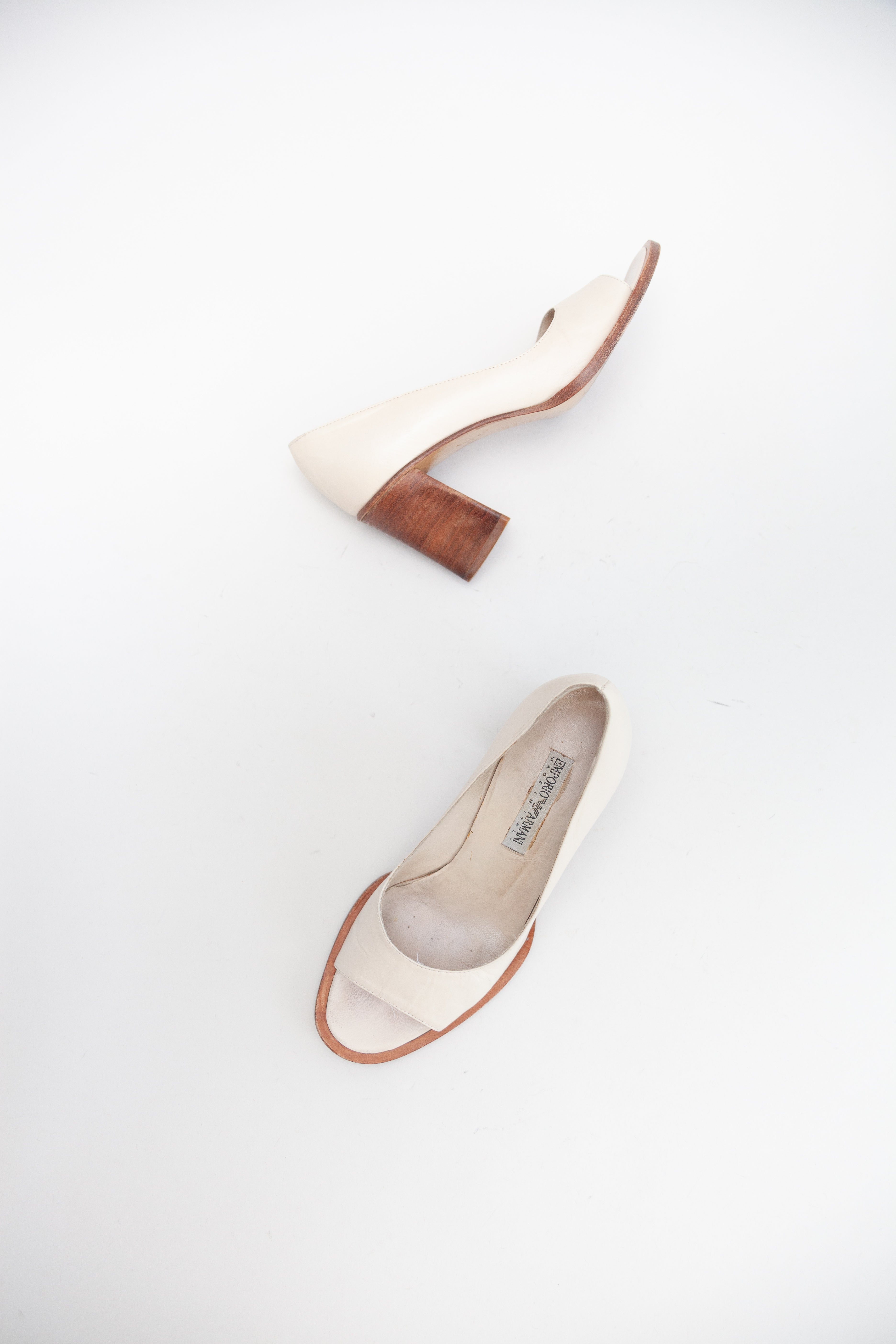 Giorgio Armani <br> Size 36.5