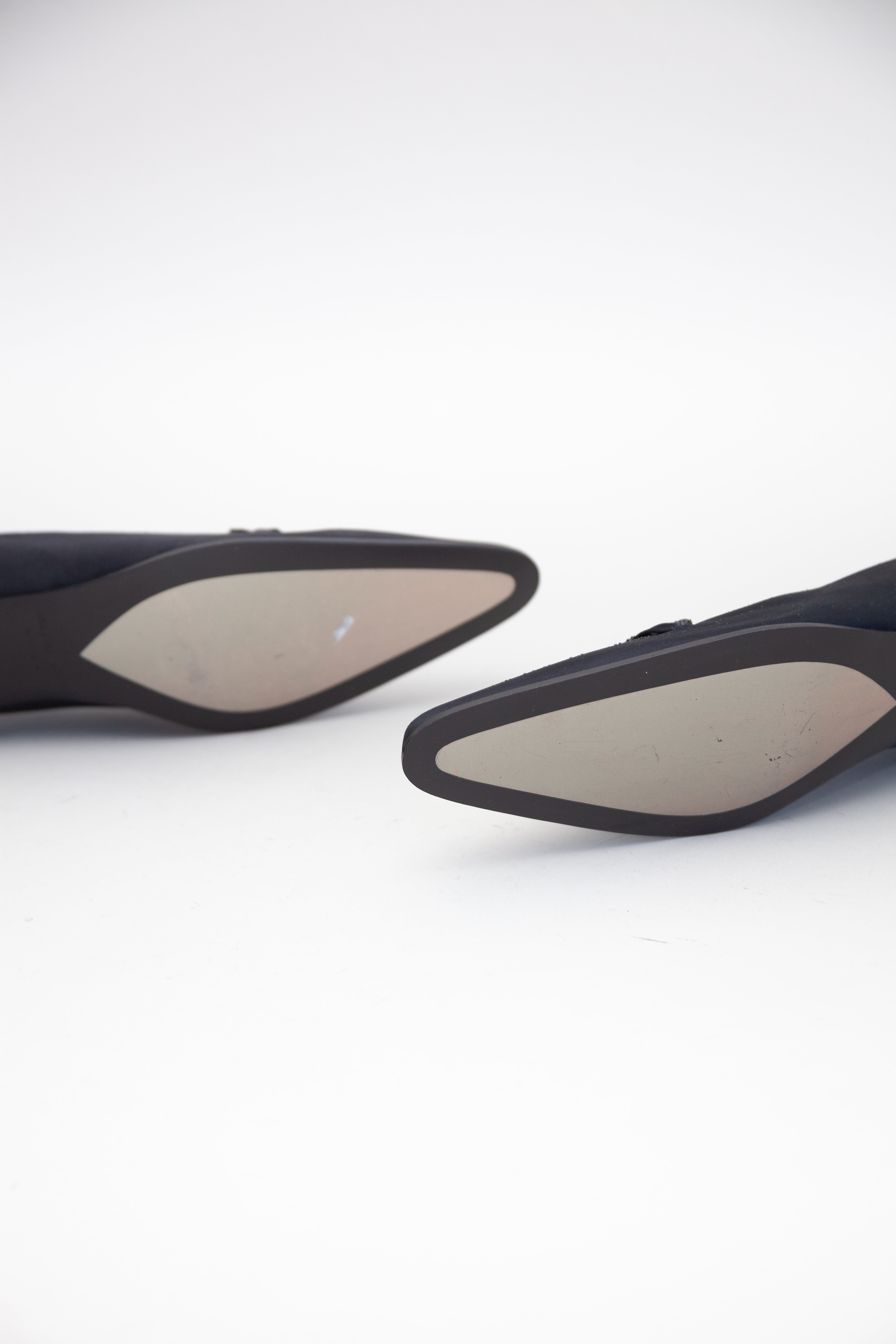 Giorgio Armani <br> Size 38.5