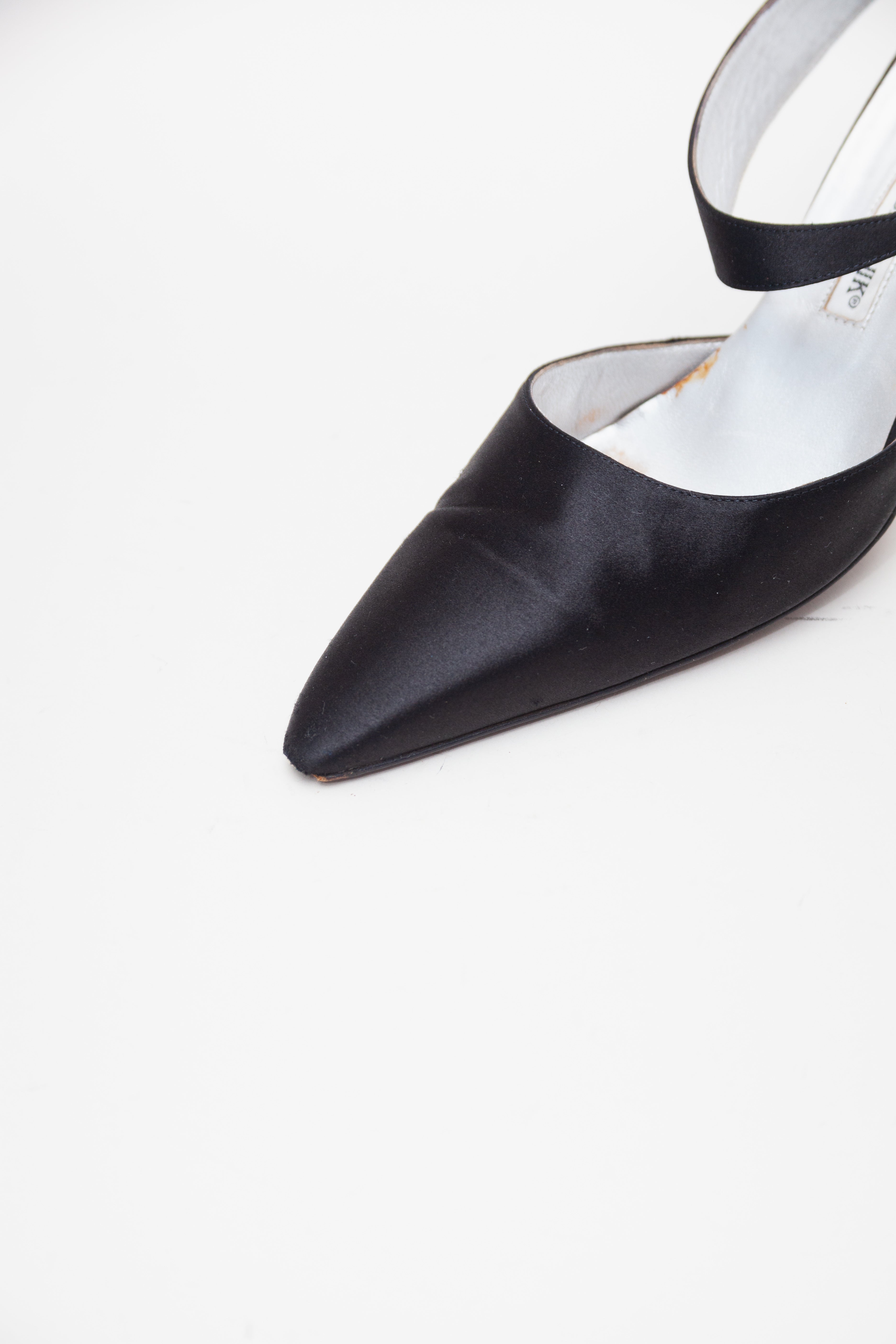 Manolo Blahnik <br> Size 37.5