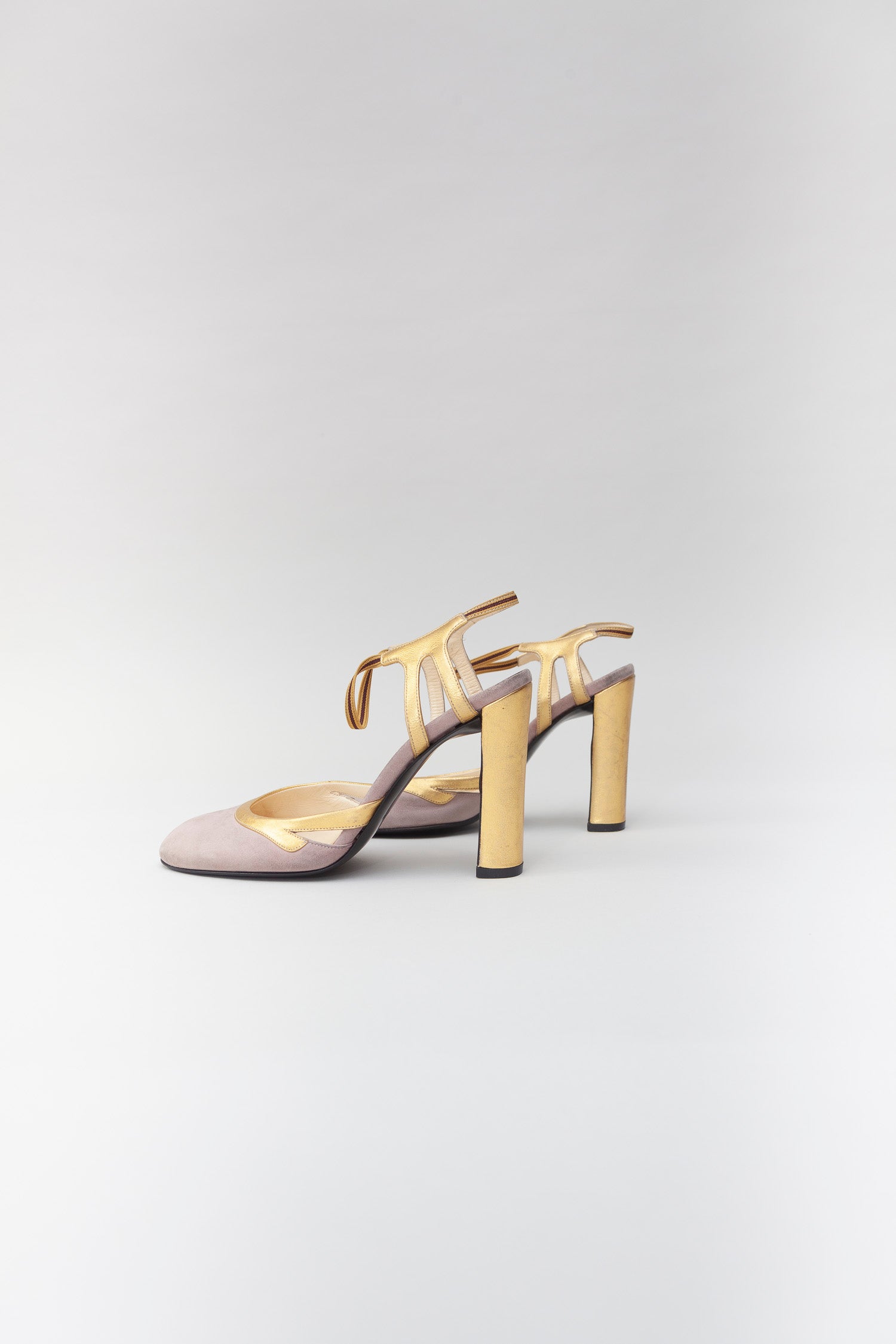 Prada <br> Size 35