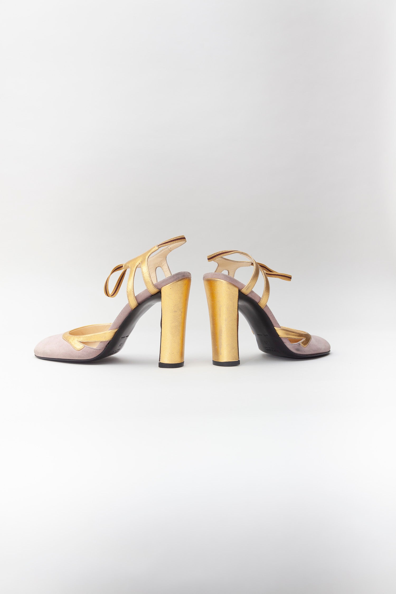 Prada <br> Size 35