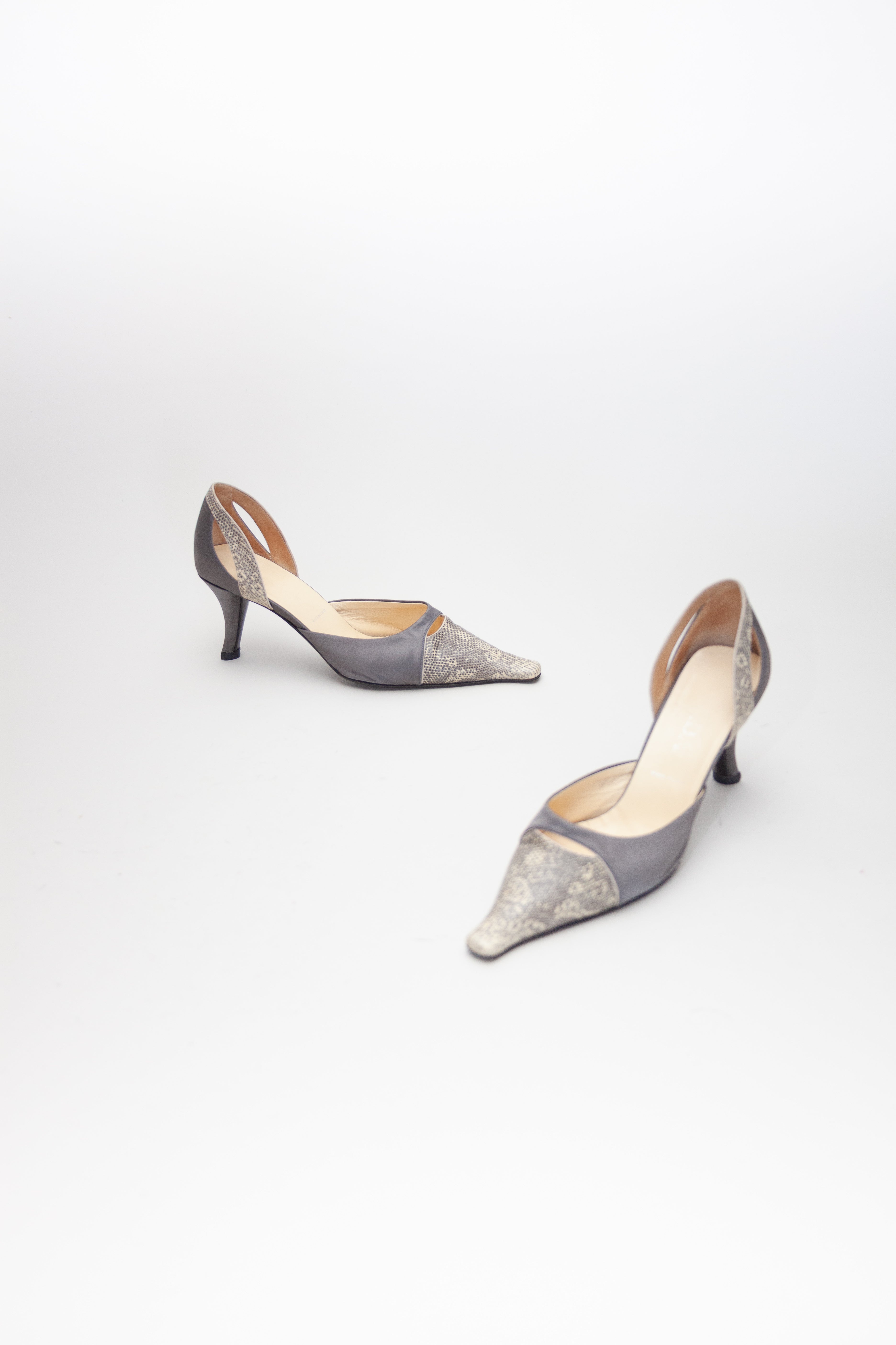 Prada <br> Size 37