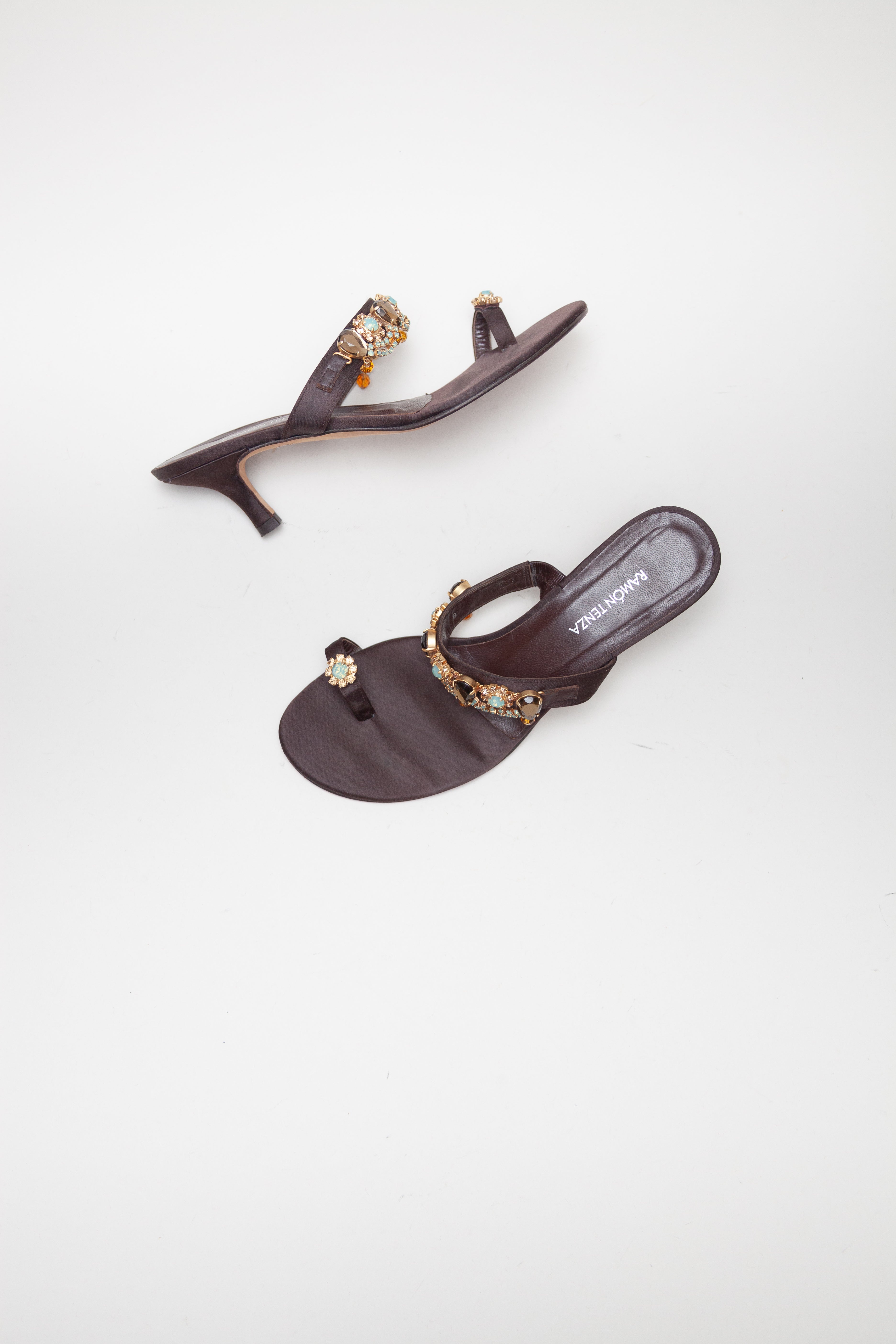 Ramon Tenza <br> Size 8