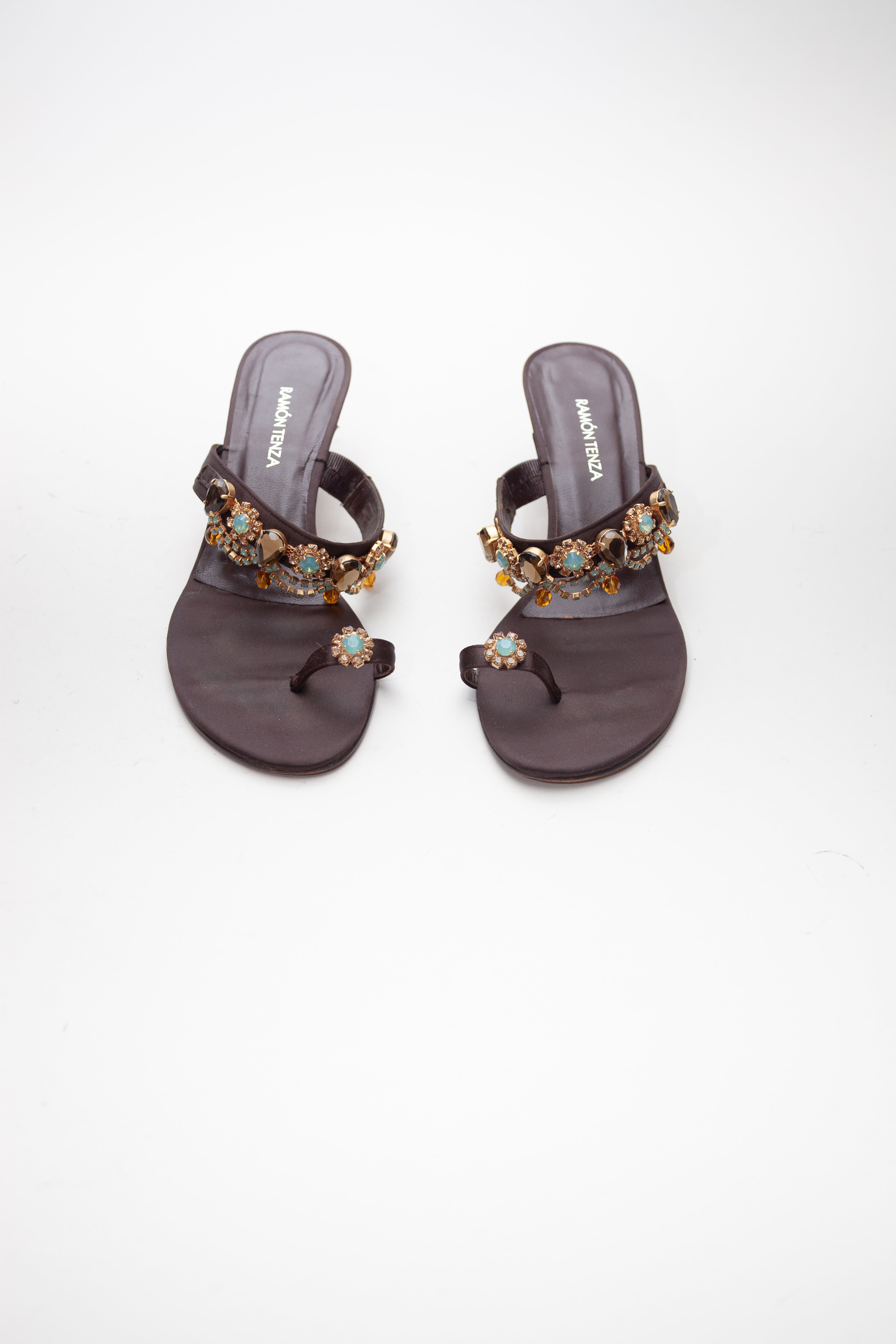 Ramon Tenza <br> Size 8