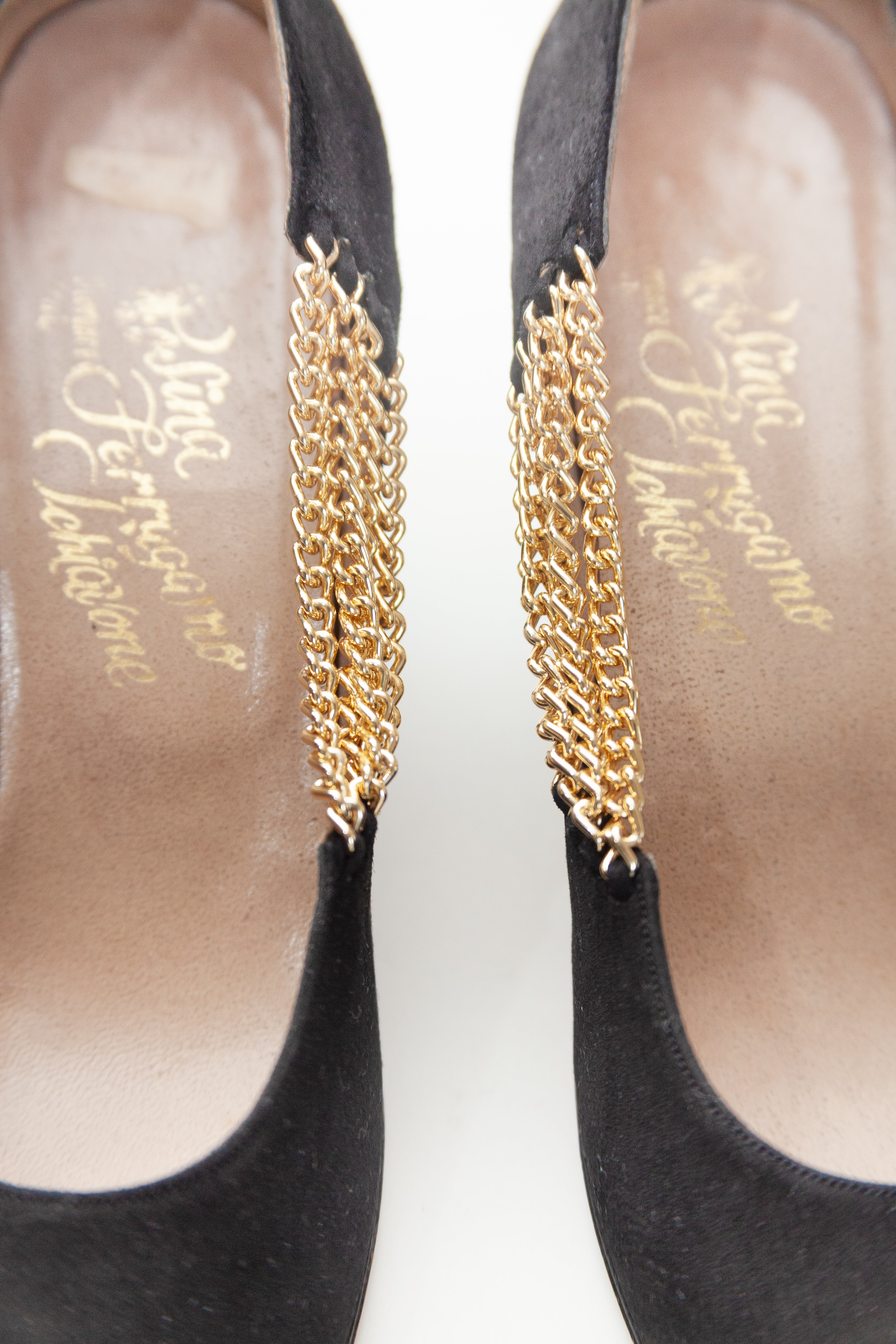 Rosina Ferragamo Schiavone <br> Size 8