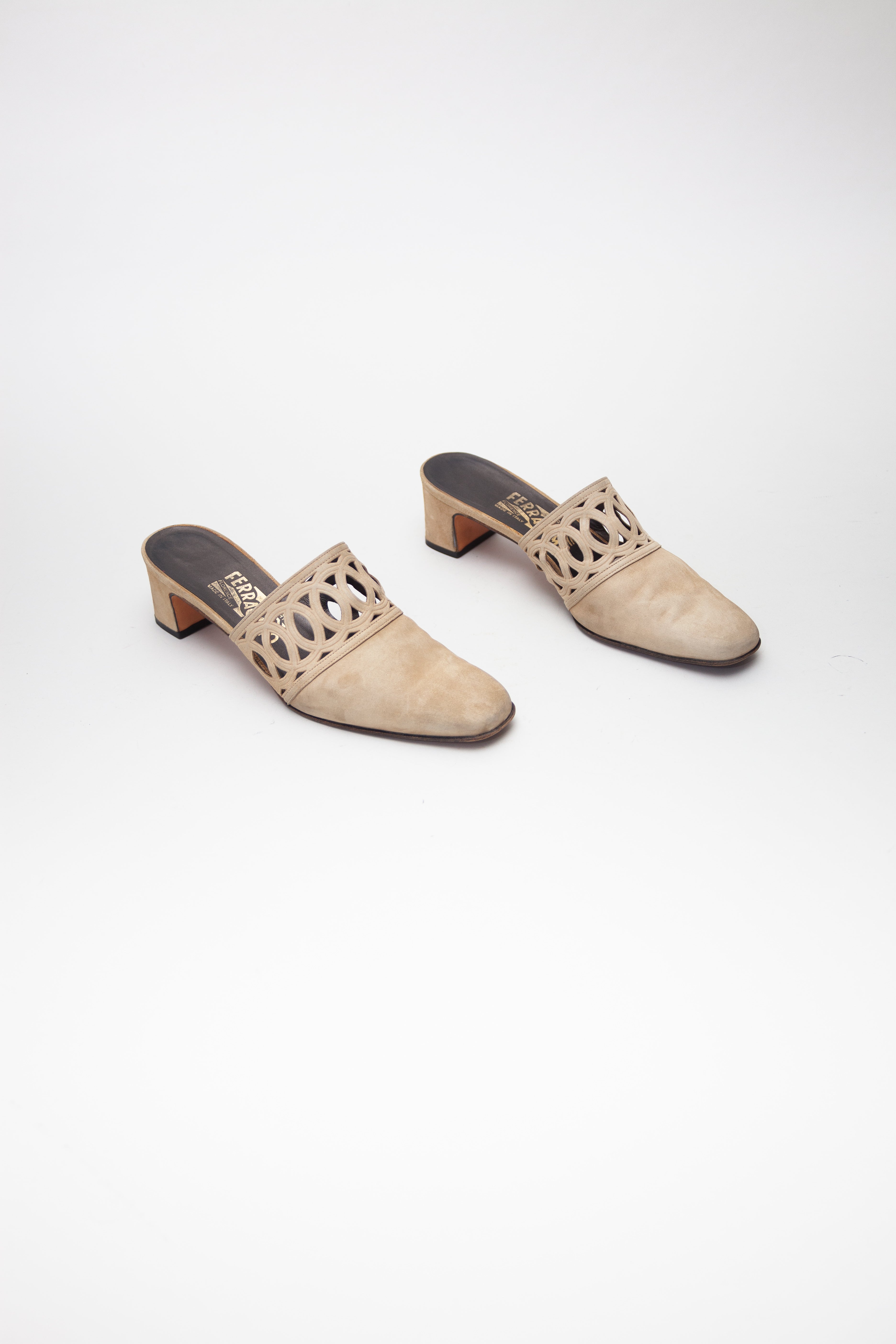 Salvatore Ferragamo <br> Size 8.5