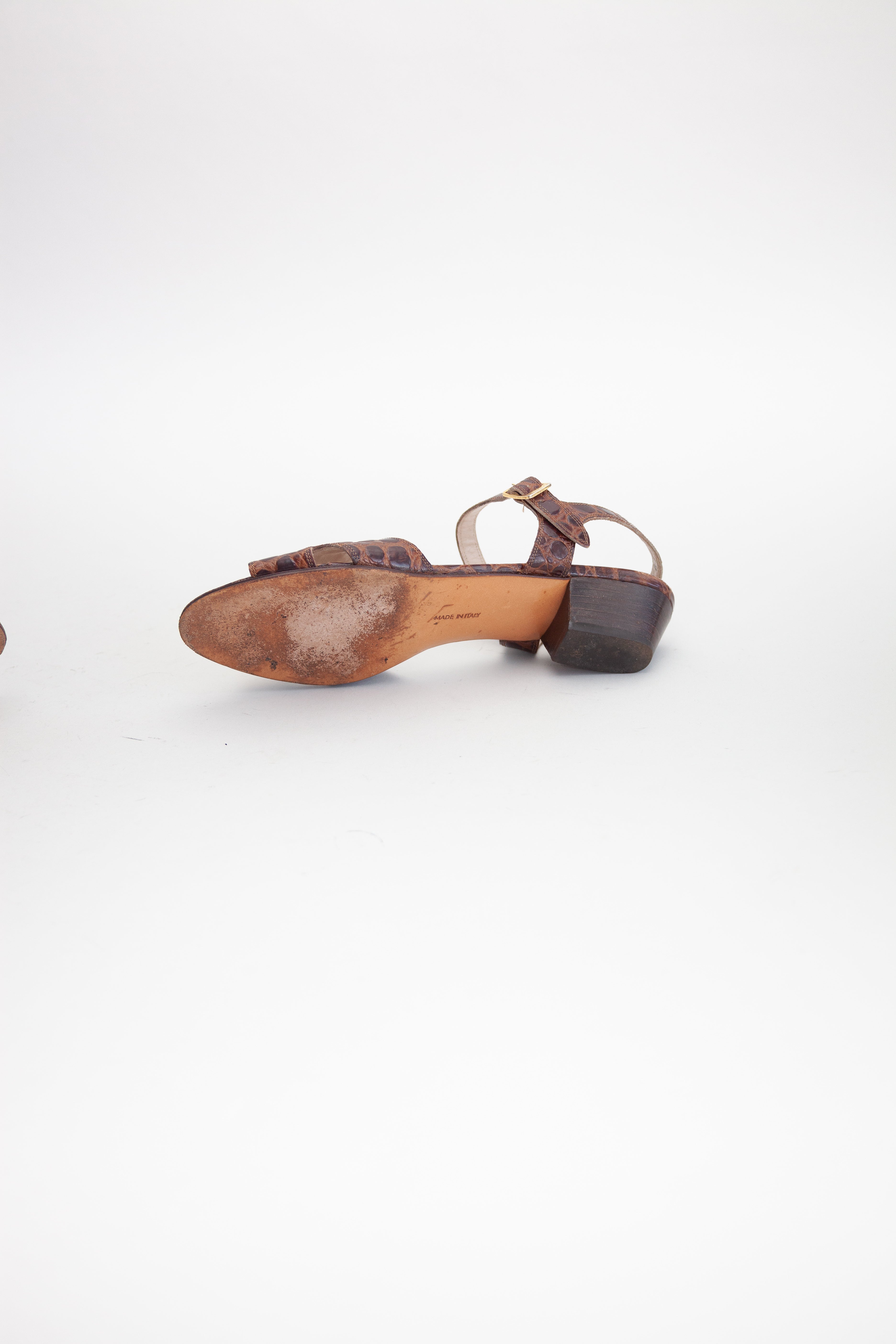Salvatore Ferragamo <br> Size 9