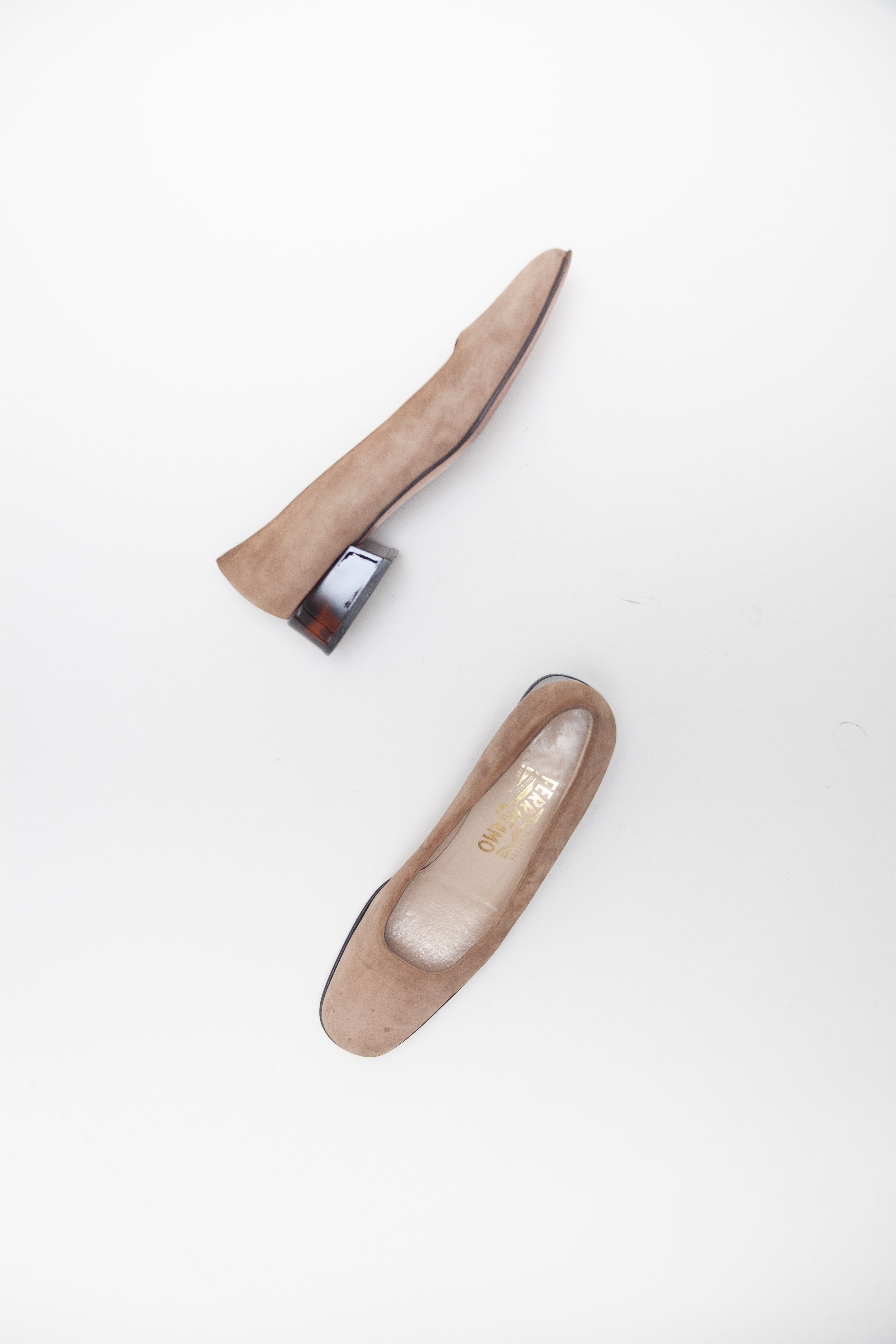 Salvatore Ferragamo <br> Size 8.5
