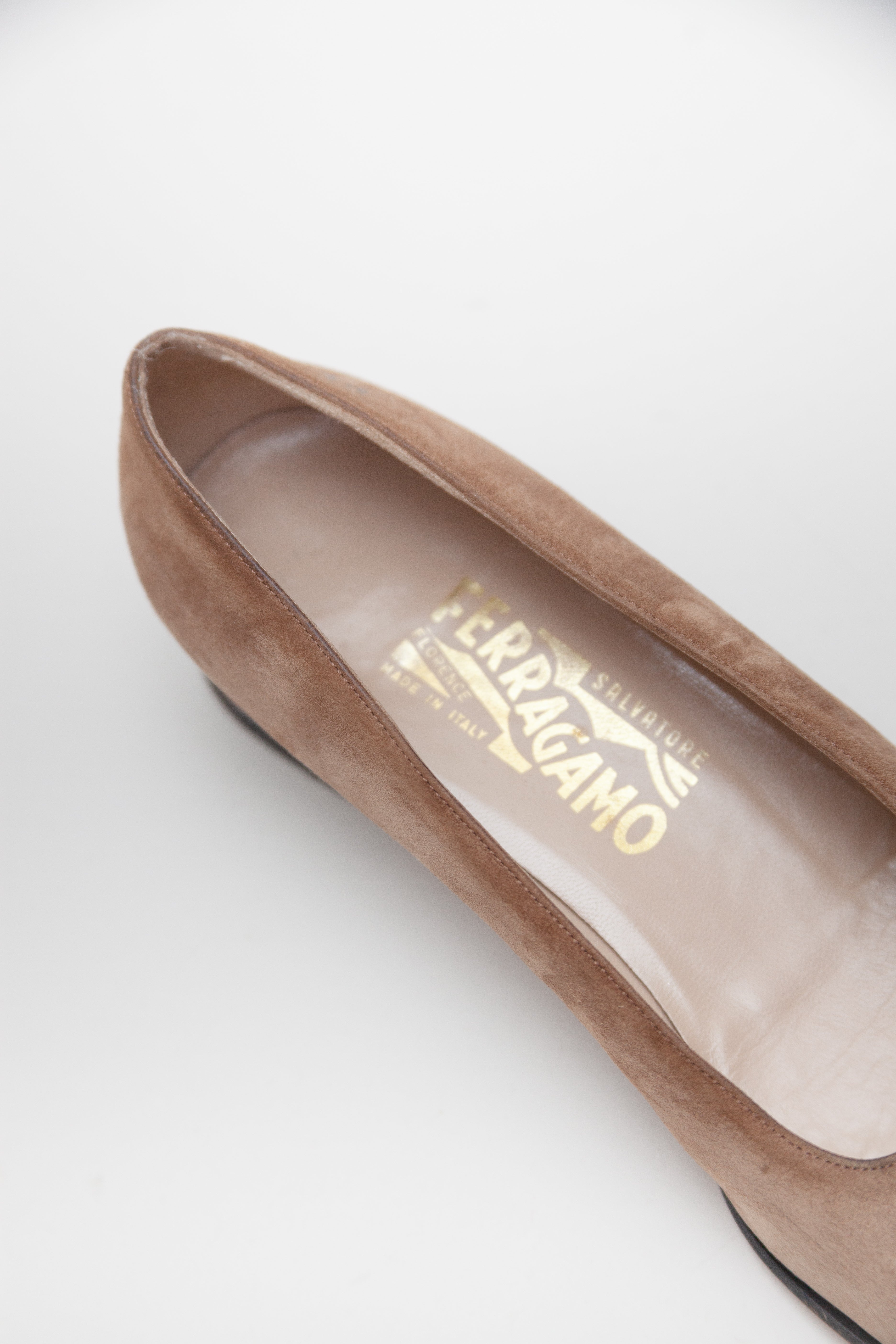 Salvatore Ferragamo <br> Size 8.5