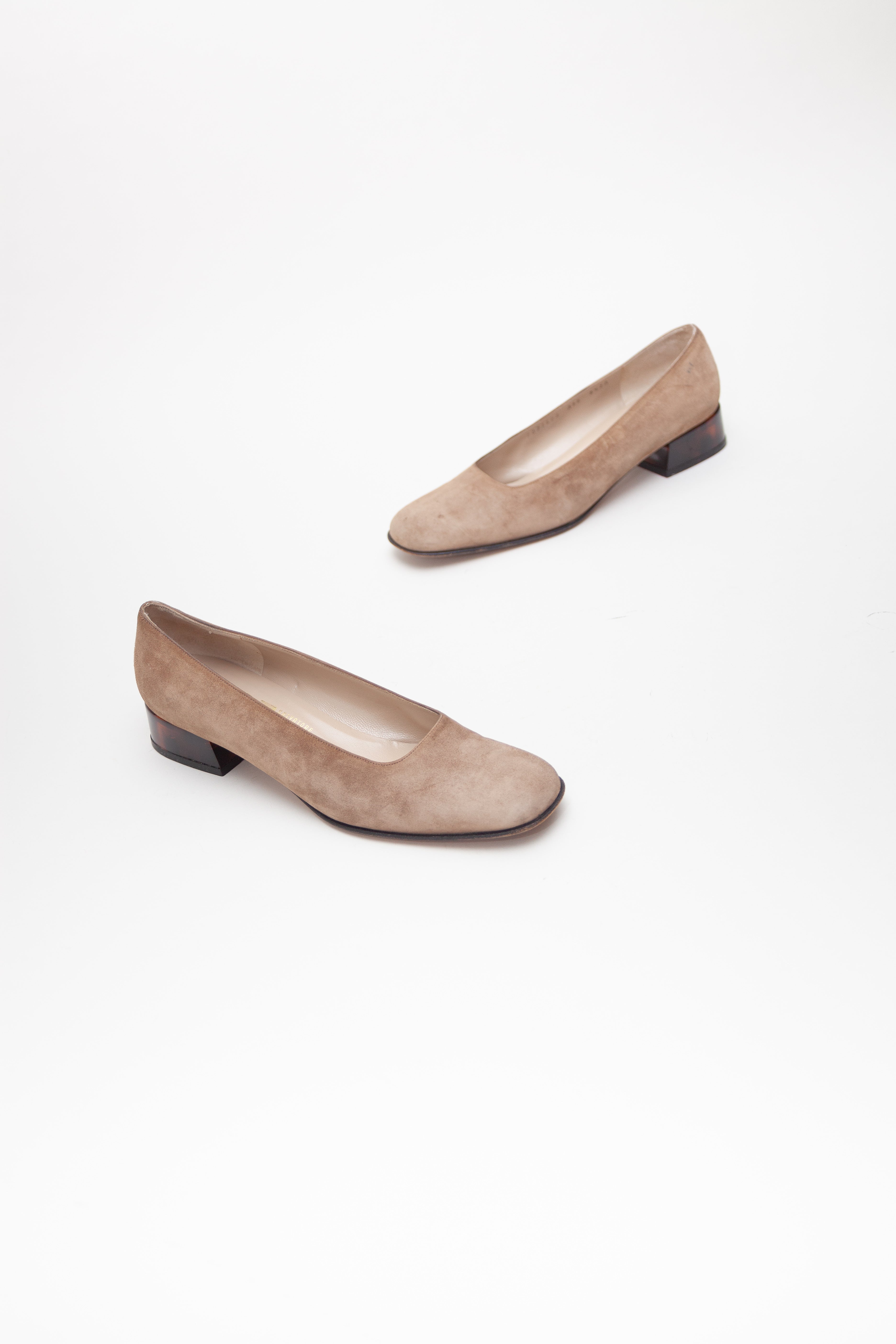 Salvatore Ferragamo <br> Size 8.5