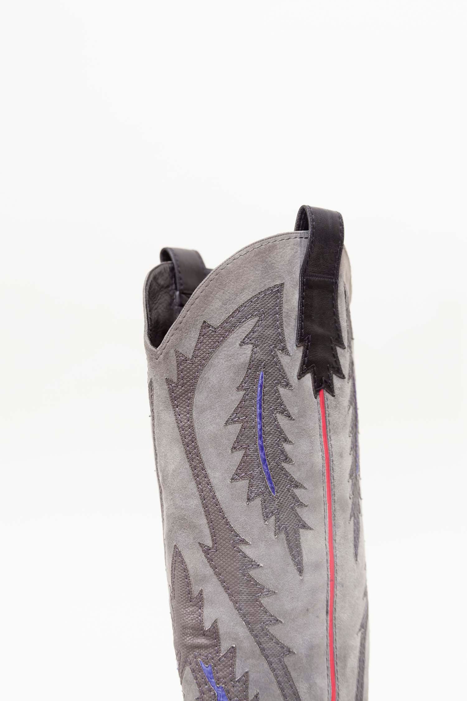 Andrea Pfister <br> Size 7