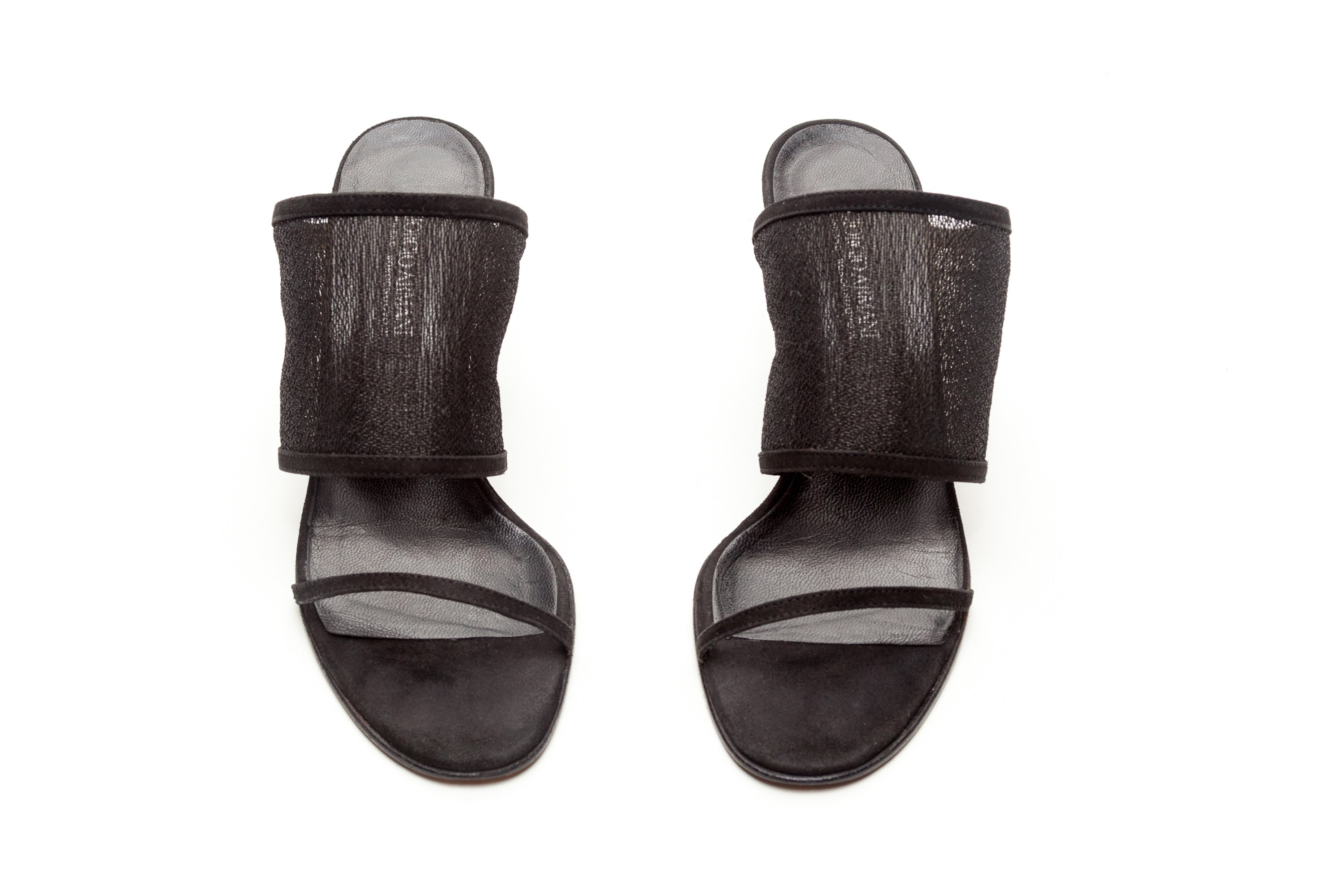 Giorgio Armani <br> Size 38
