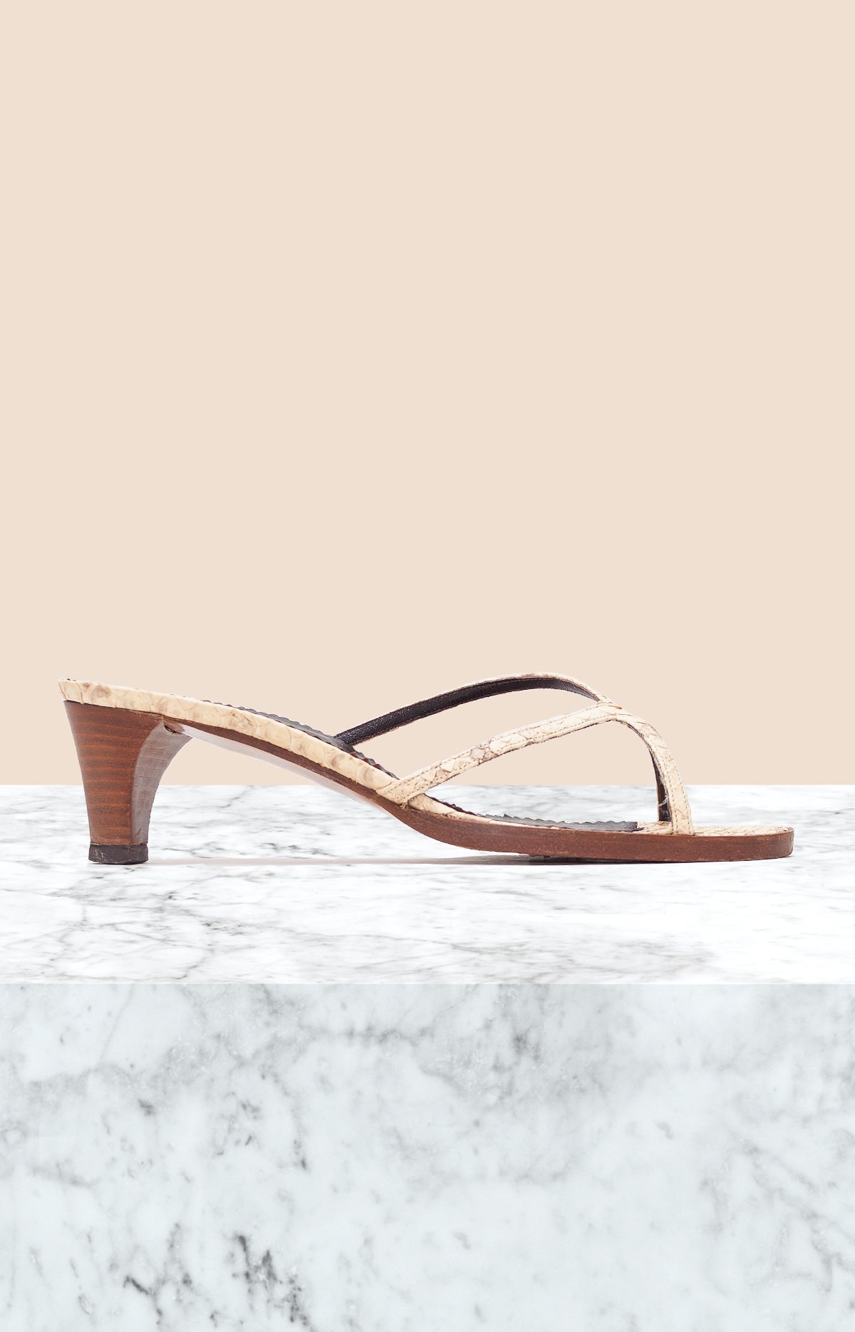 Giorgio Armani <br> Size 37.5