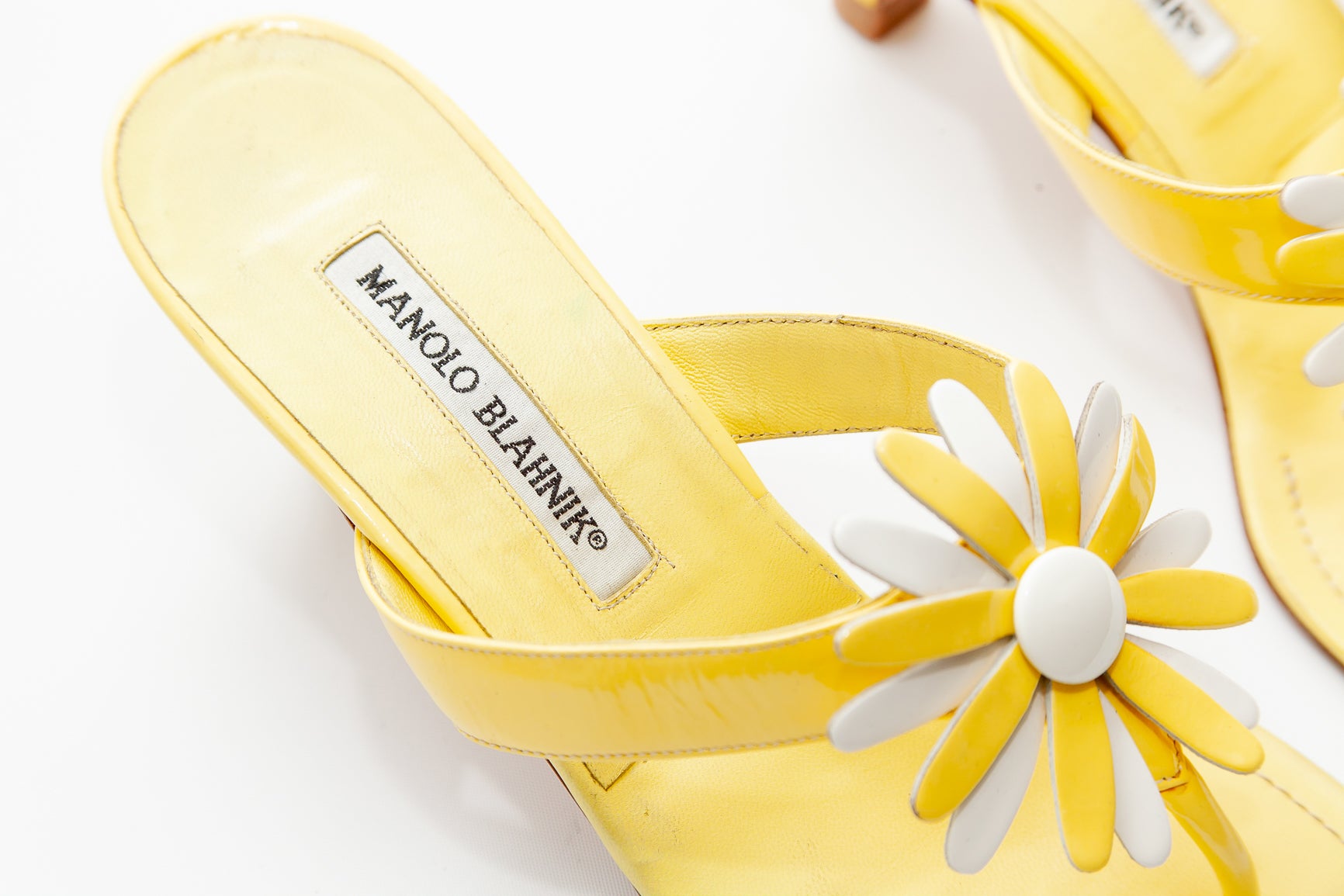 Manolo Blahnik <br> Size 39