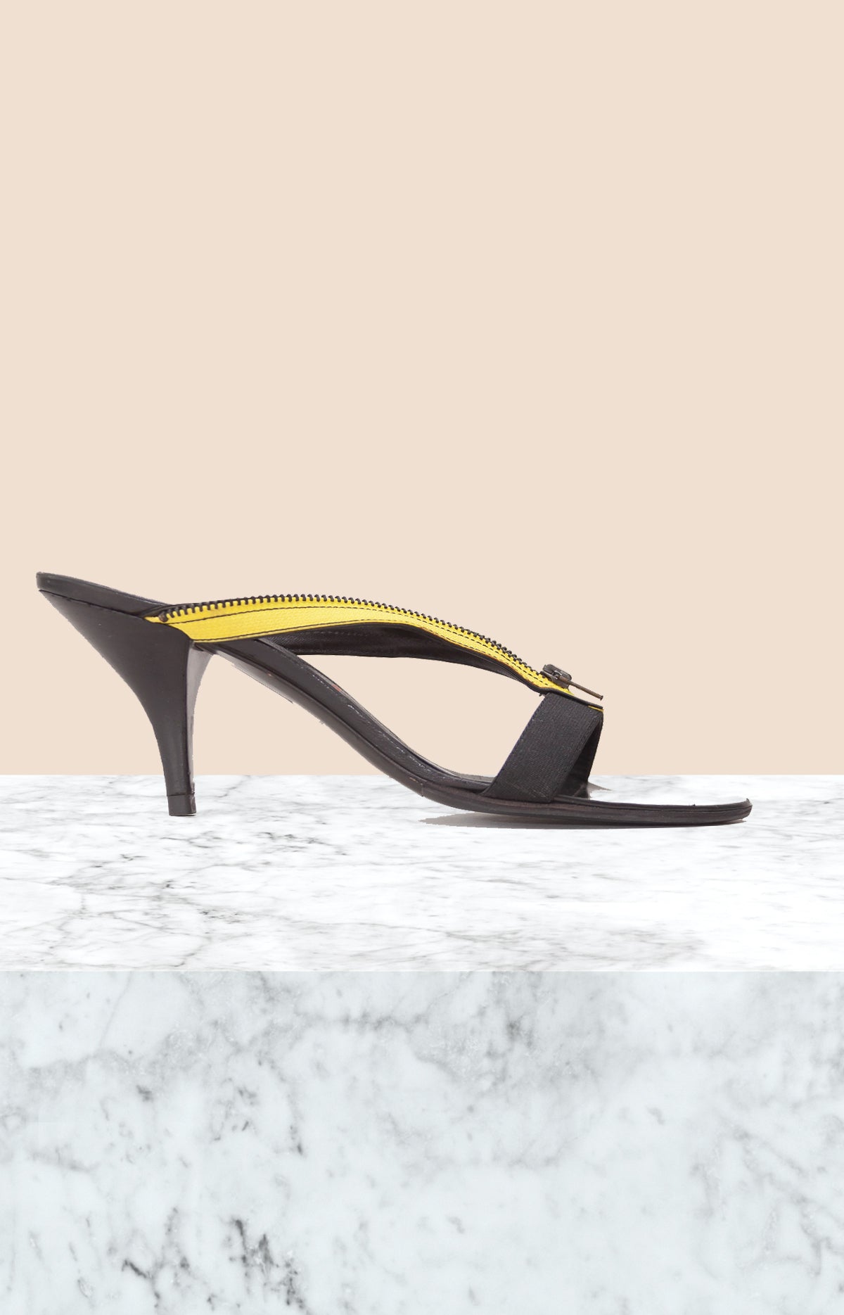 Miu Miu <br> Size 38.5