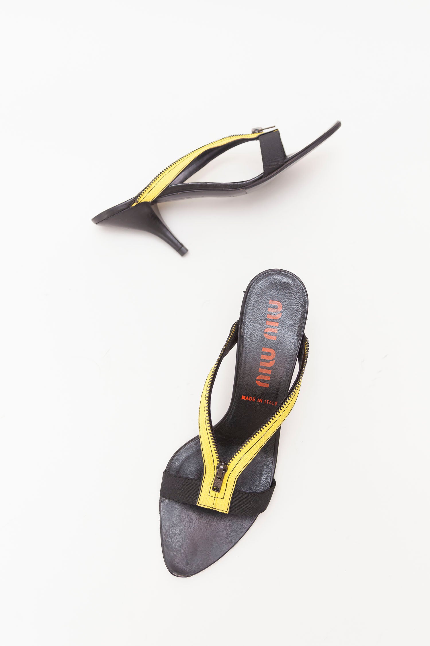 Miu Miu <br> Size 38.5