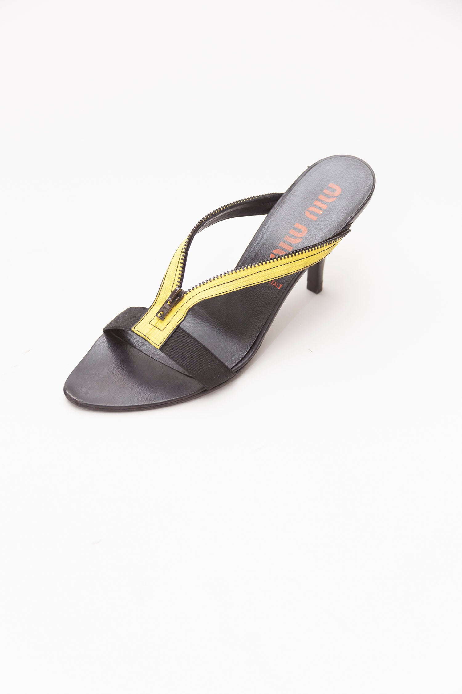 Miu Miu <br> Size 38.5