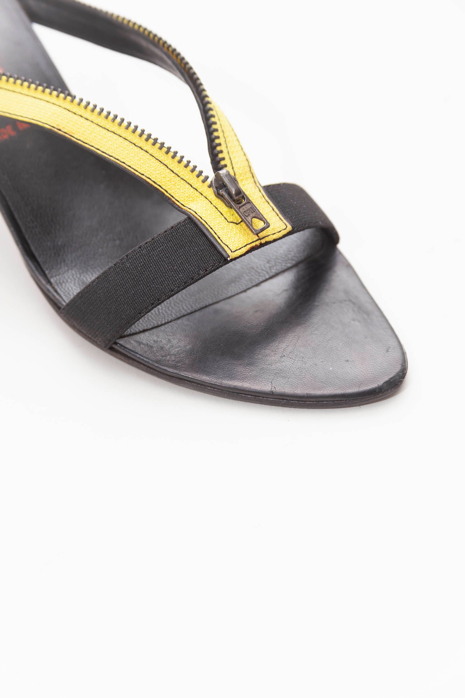 Miu Miu <br> Size 38.5