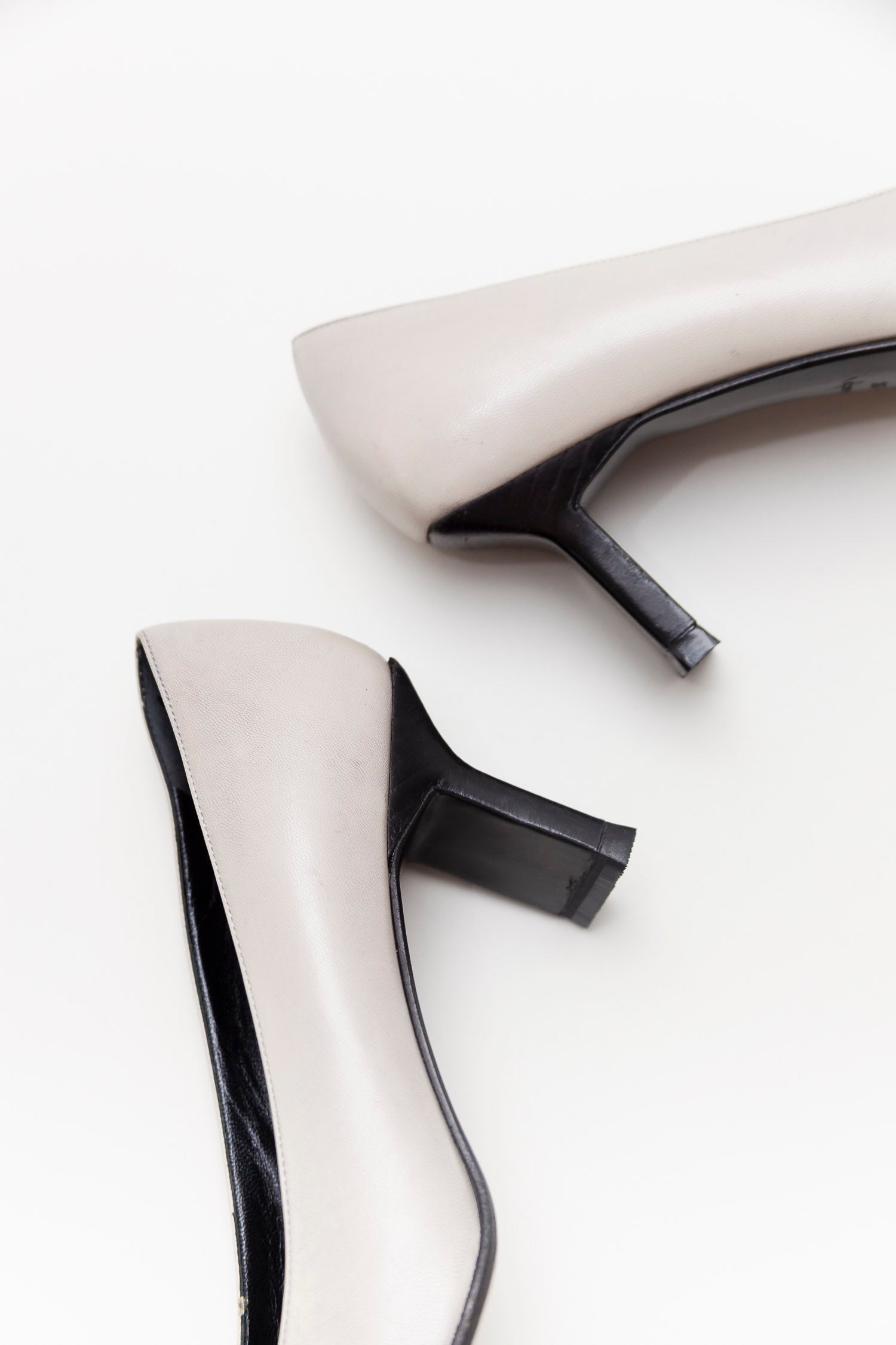 Prada <br> Size 36.5