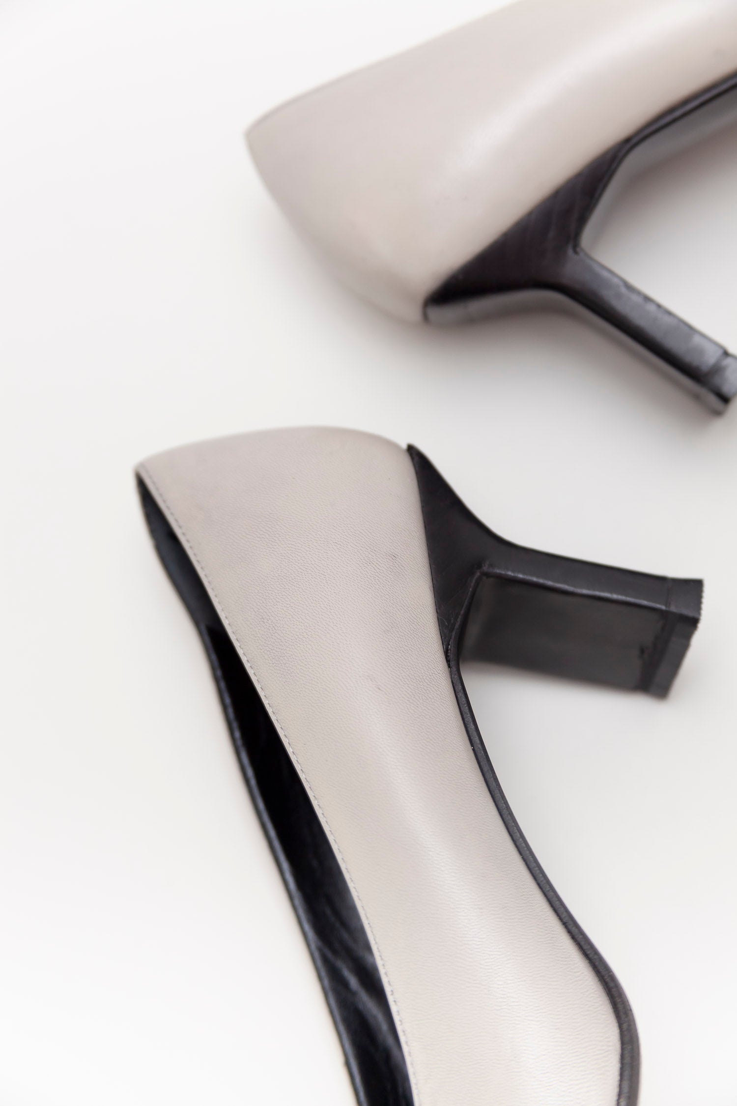 Prada <br> Size 36.5