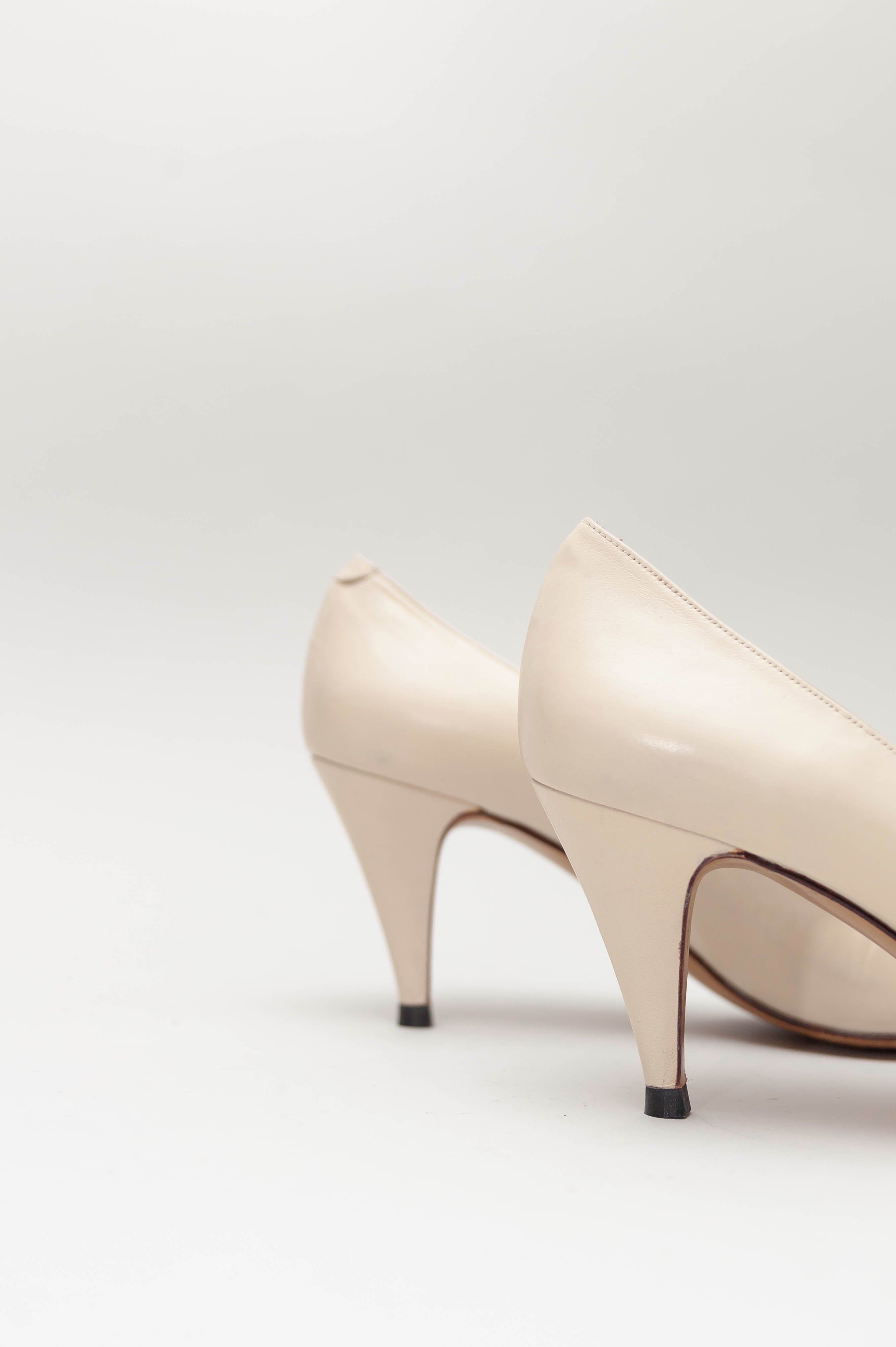 Rosina Ferragamo Schiavone <br> Size 9.5