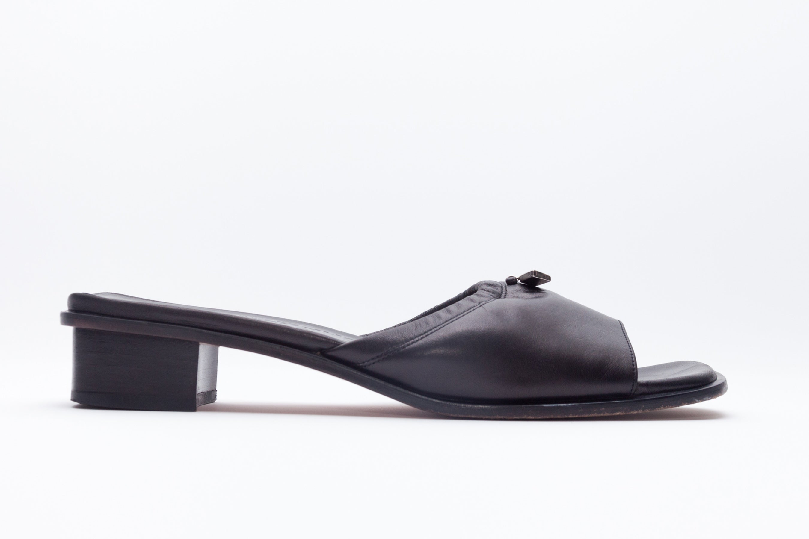 Salvatore Ferragamo <br> Size 8