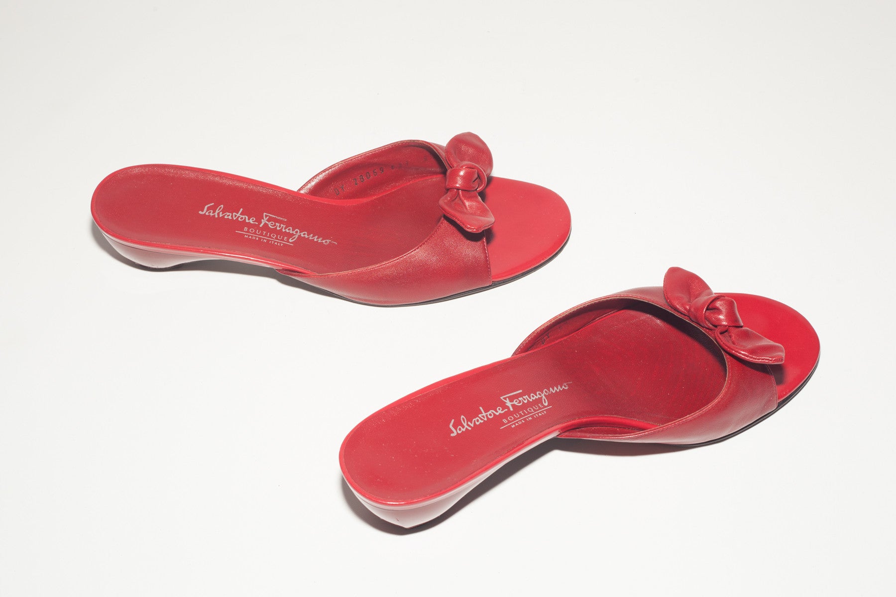 Salvatore Ferragamo <br> Size 9.5