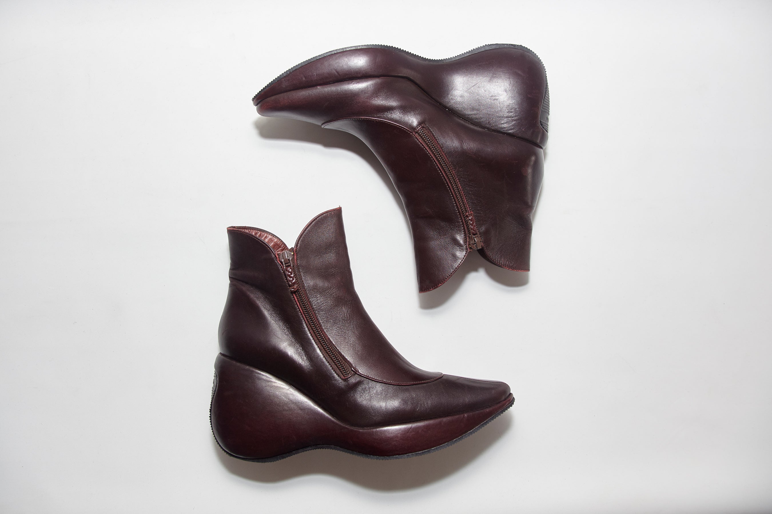 STEPHANE KELIAN <br> Size 7