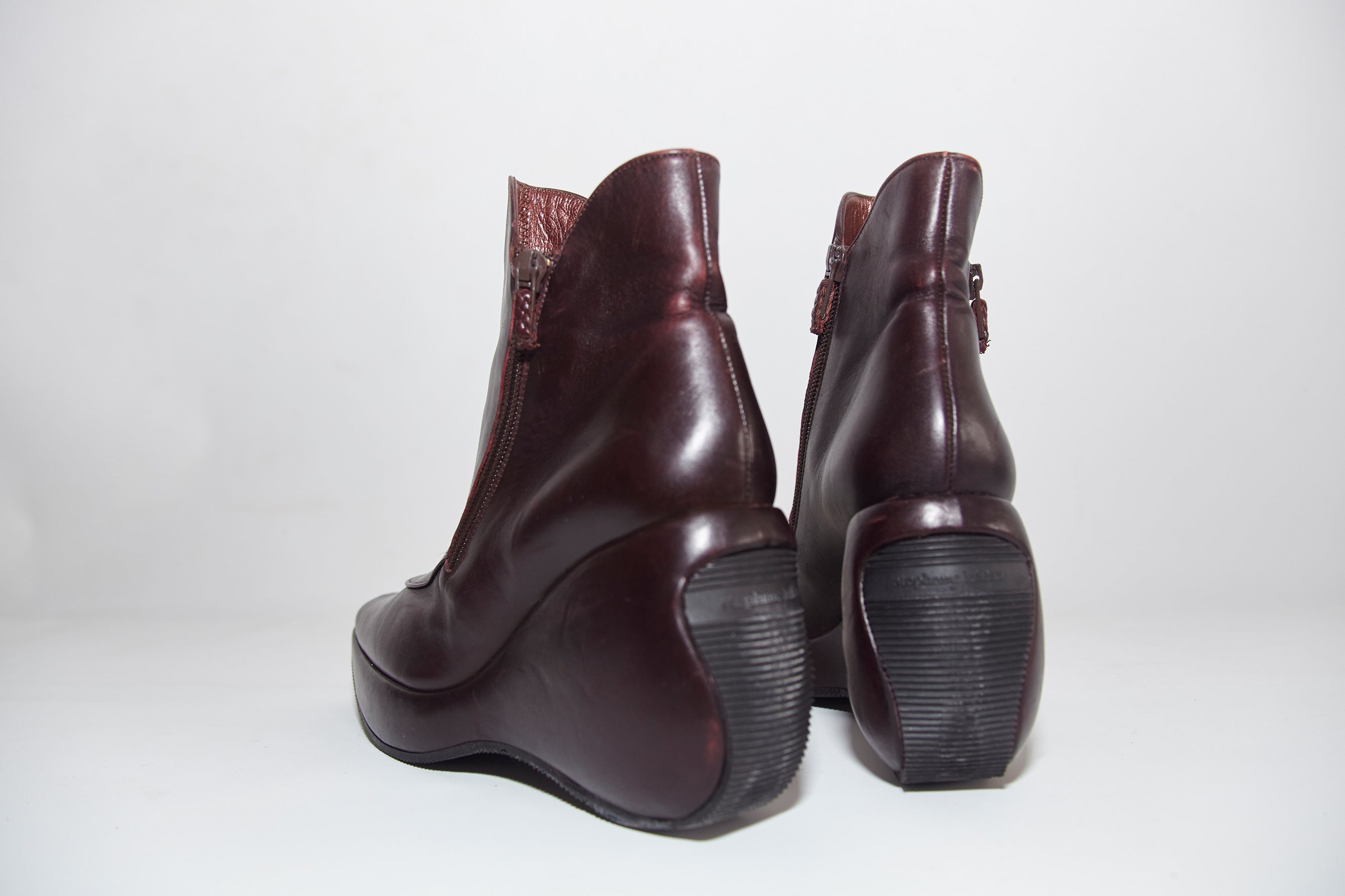 STEPHANE KELIAN <br> Size 7
