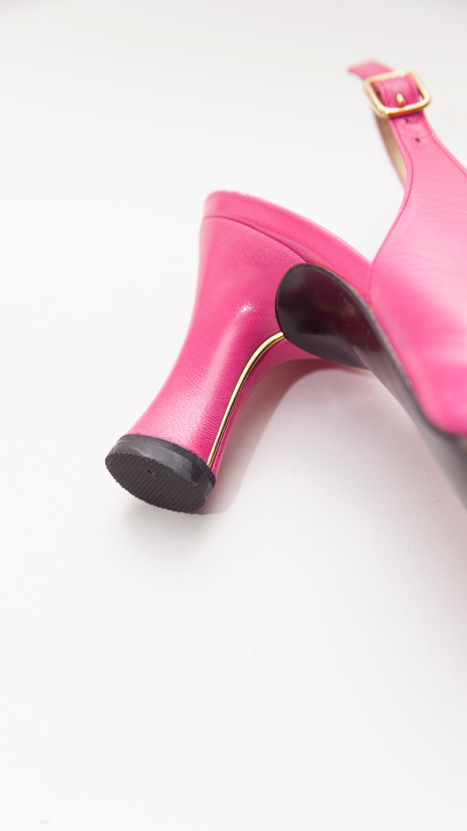 Stuart Weitzman <br> Size 6.5