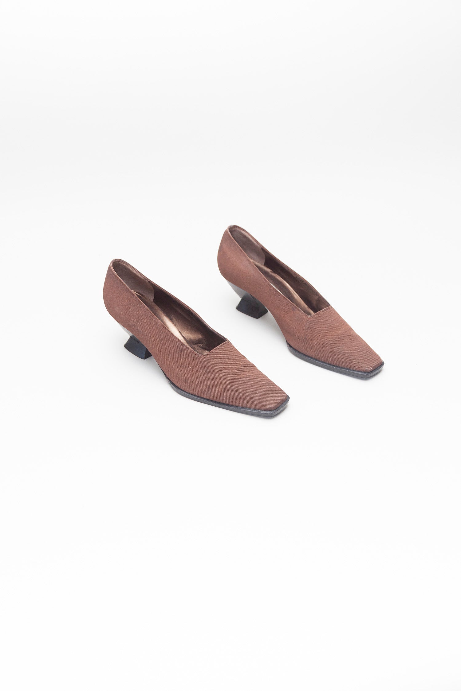 Vintage <br> Size 39