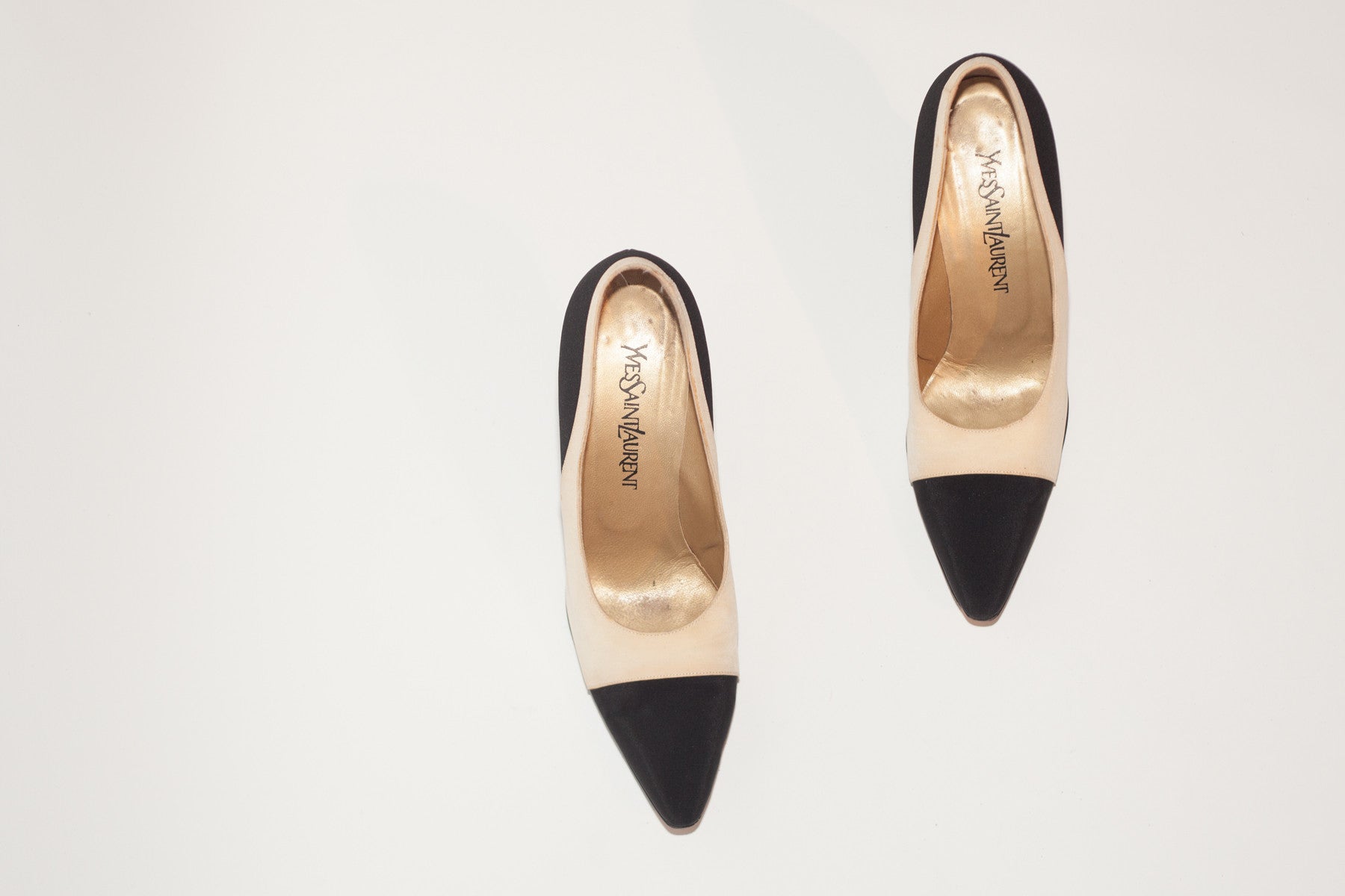 Yves Saint Laurent <br> Size 9