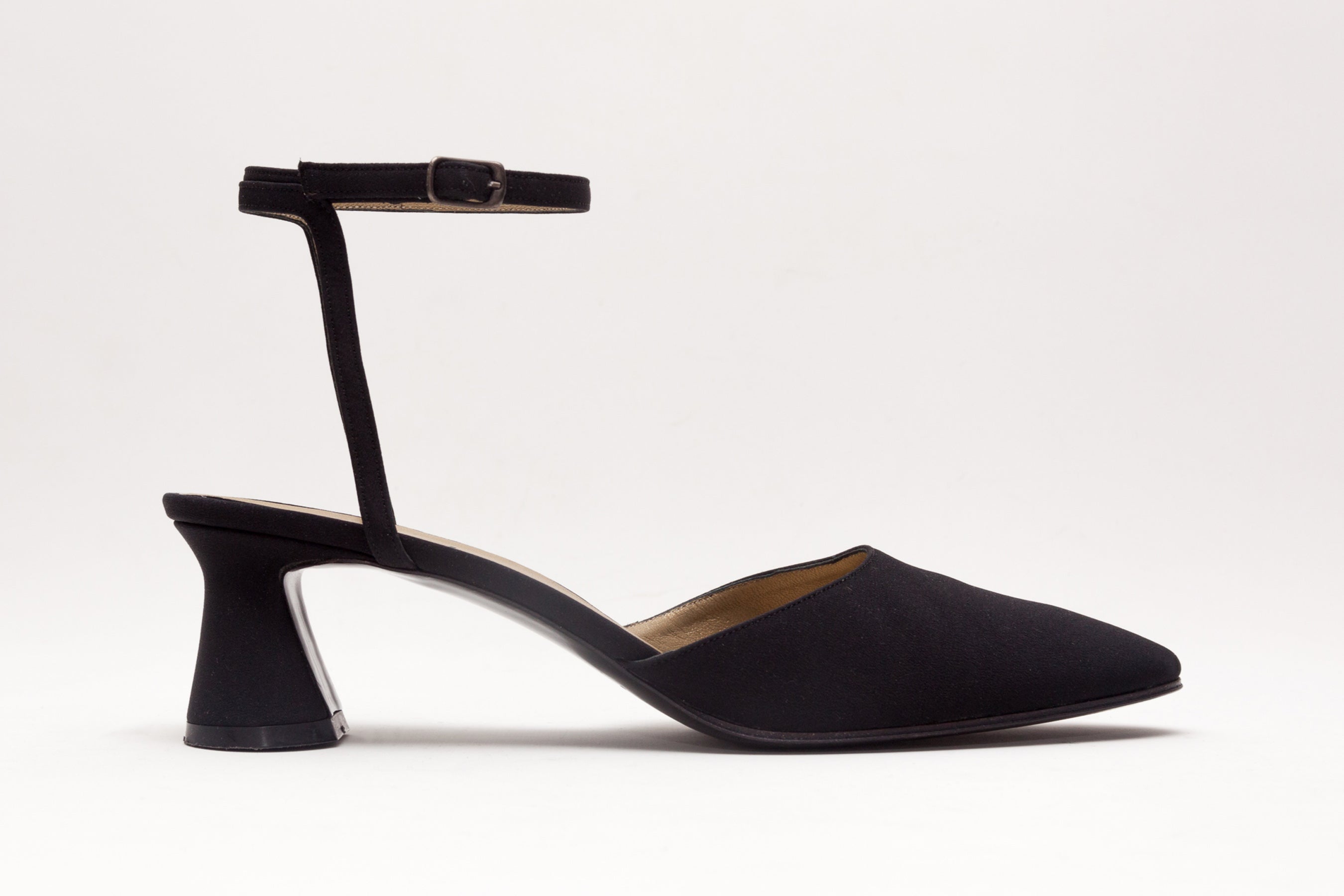 Yves Saint Laurent <br> Size 9