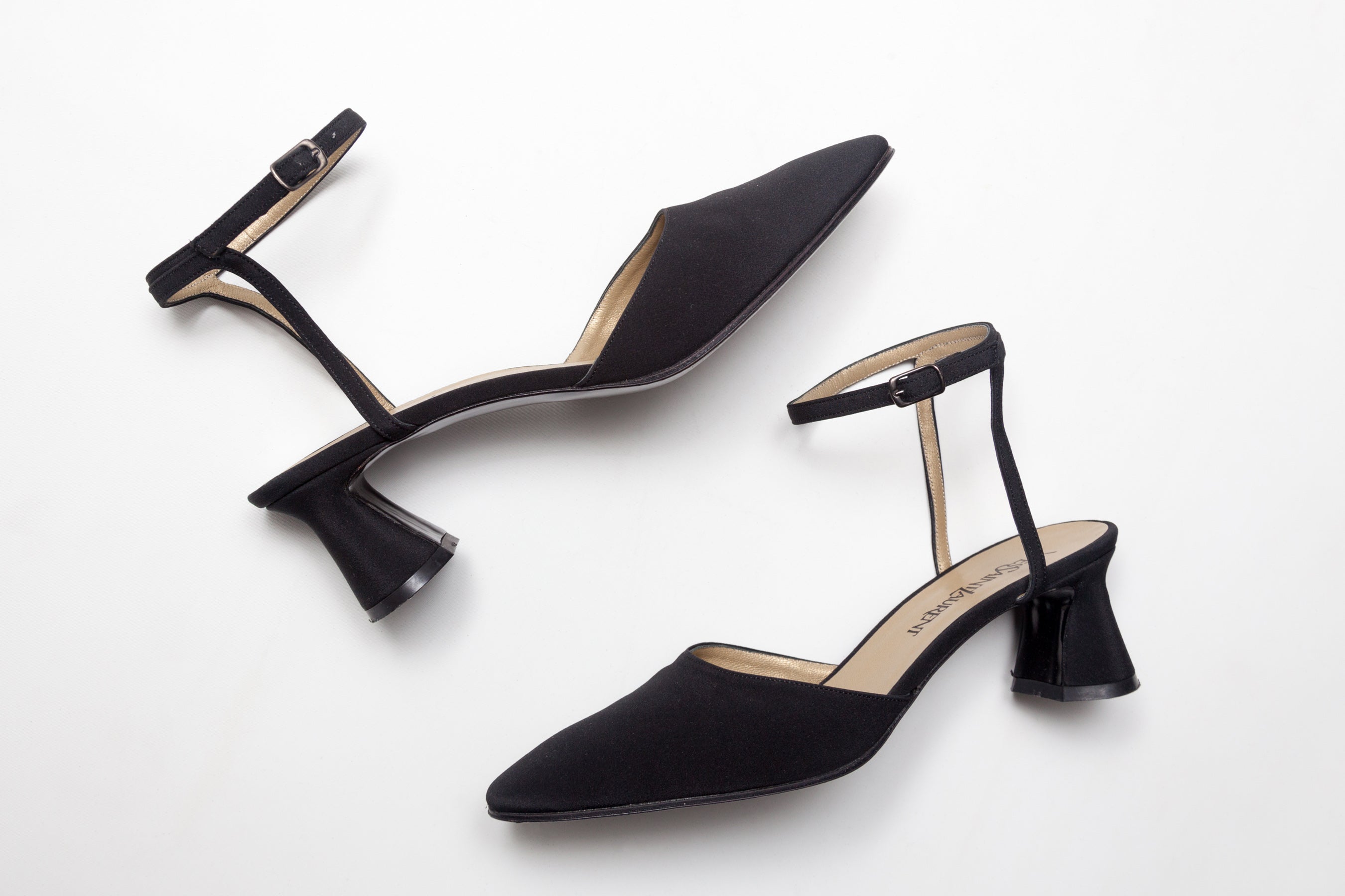 Yves Saint Laurent <br> Size 9