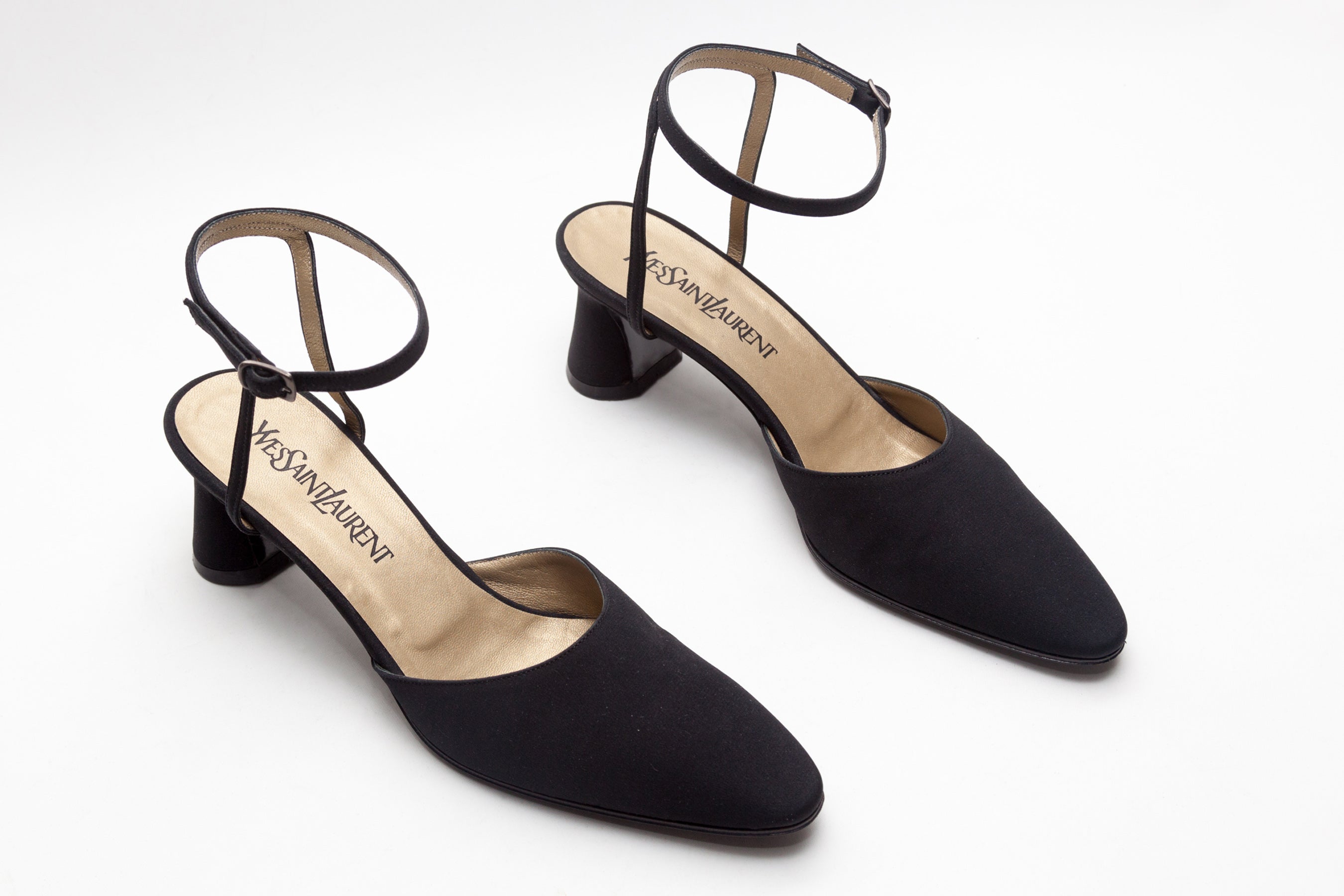 Yves Saint Laurent <br> Size 9