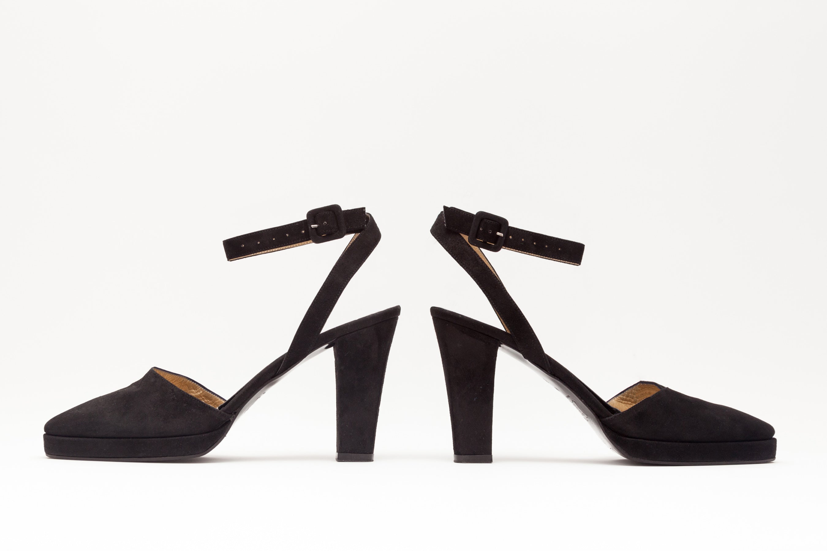 Yves Saint Laurent <br> Size 8