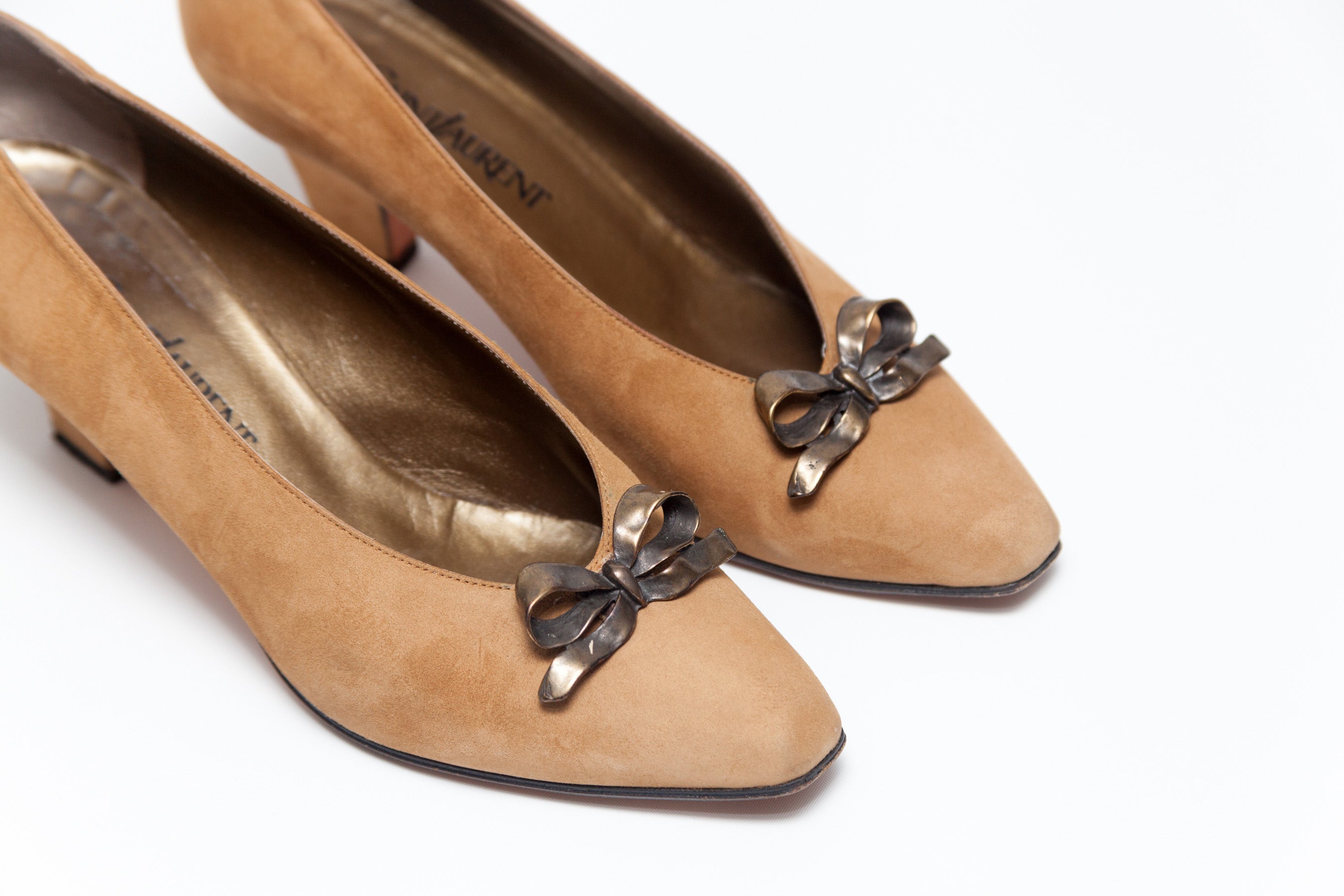 Yves Saint Laurent <br> Size 7