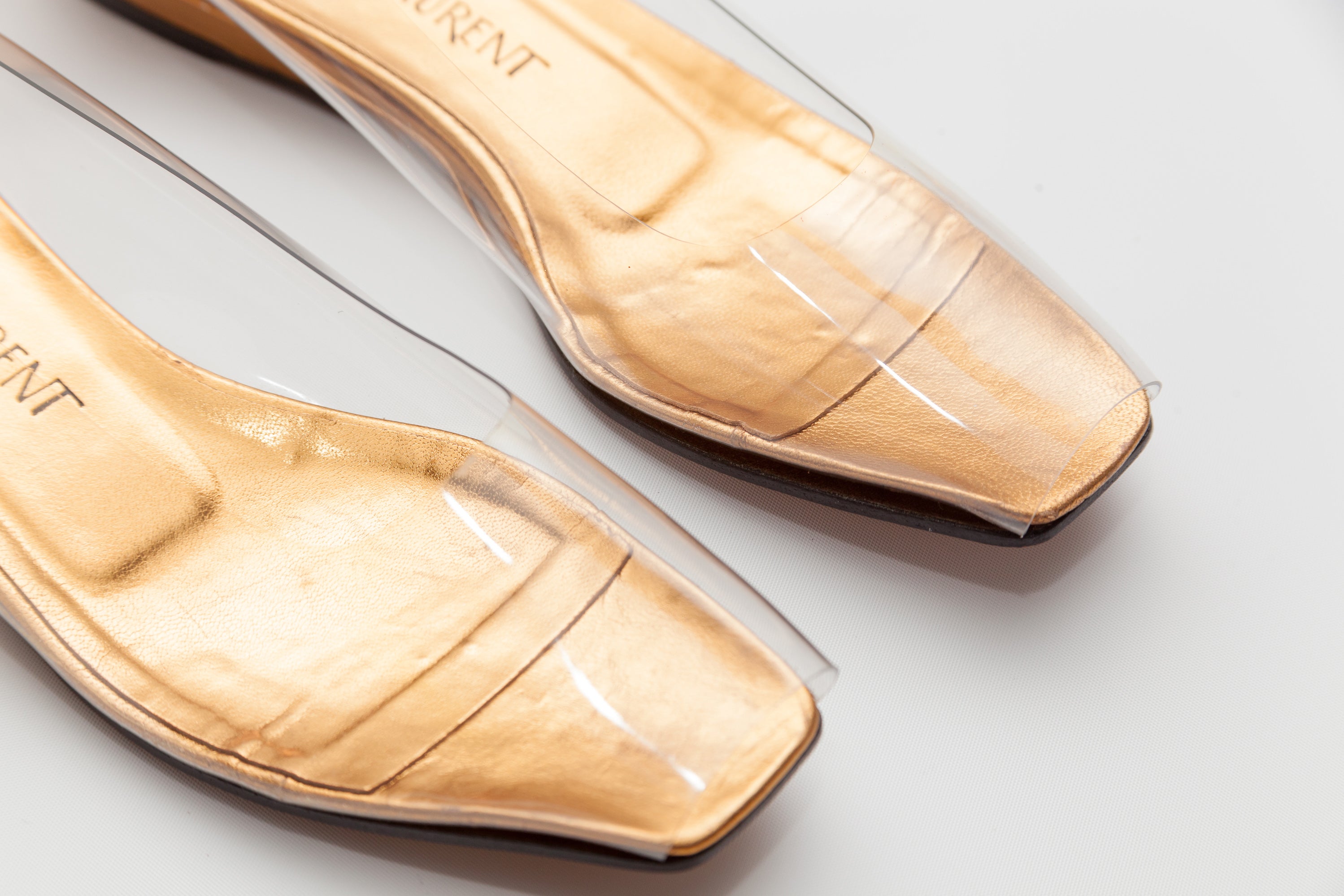 Yves Saint Laurent <br> 5.5
