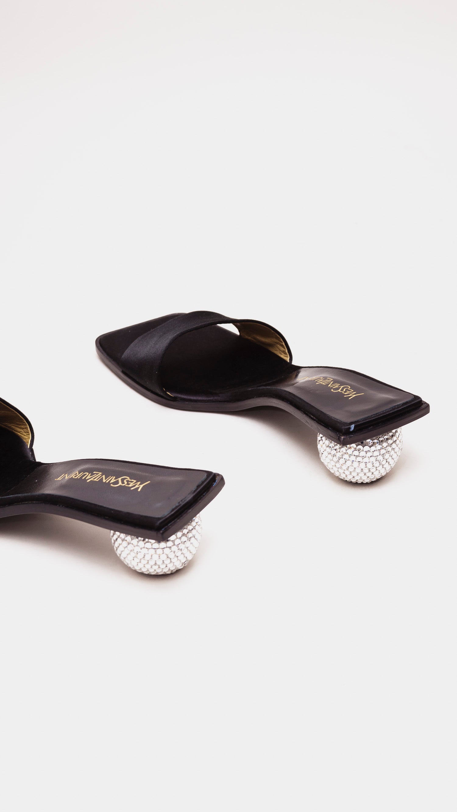 Yves Saint Laurent <br> Size 8