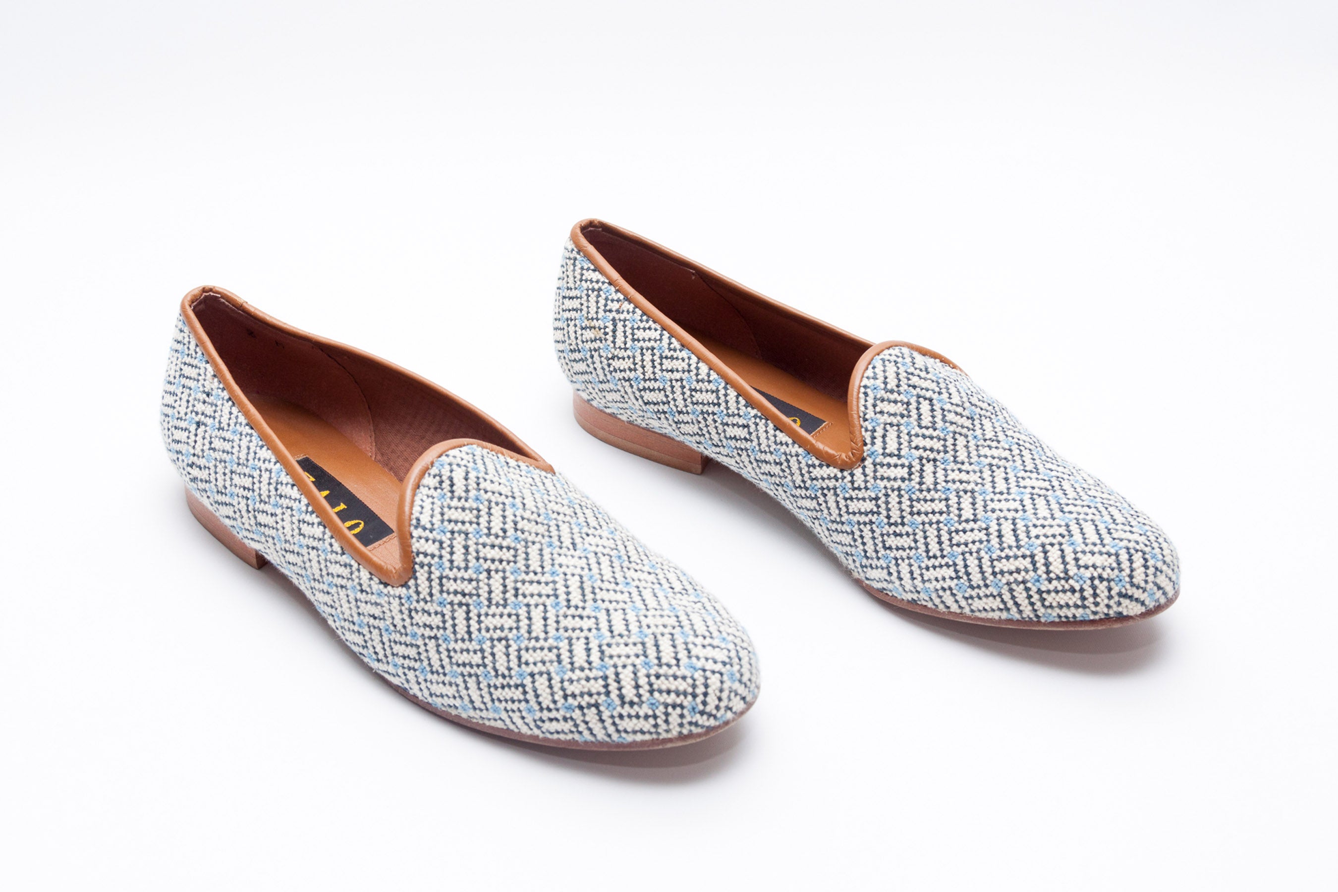 Zalo <br> Size 8