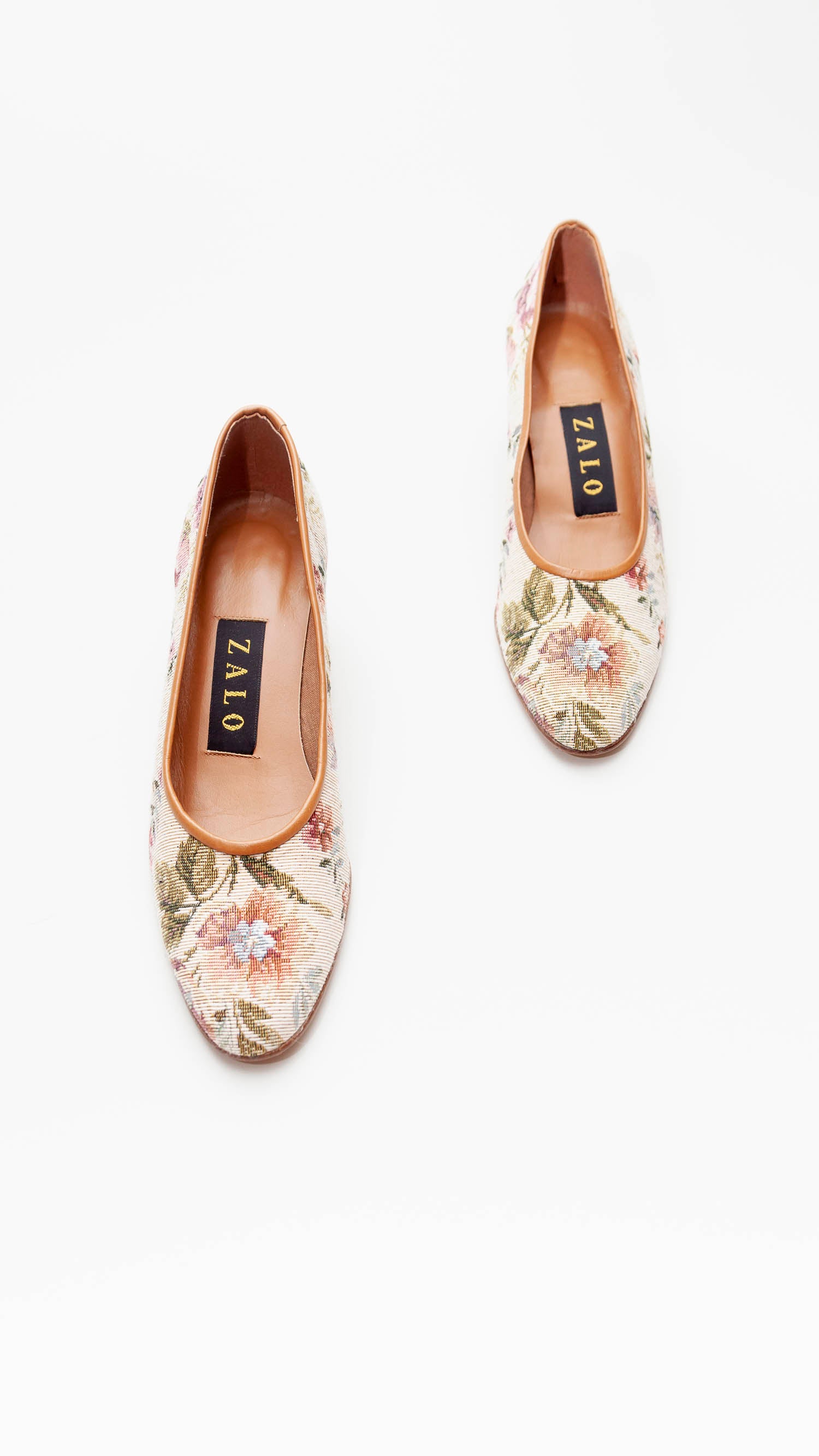 Zalo <br> Size 8