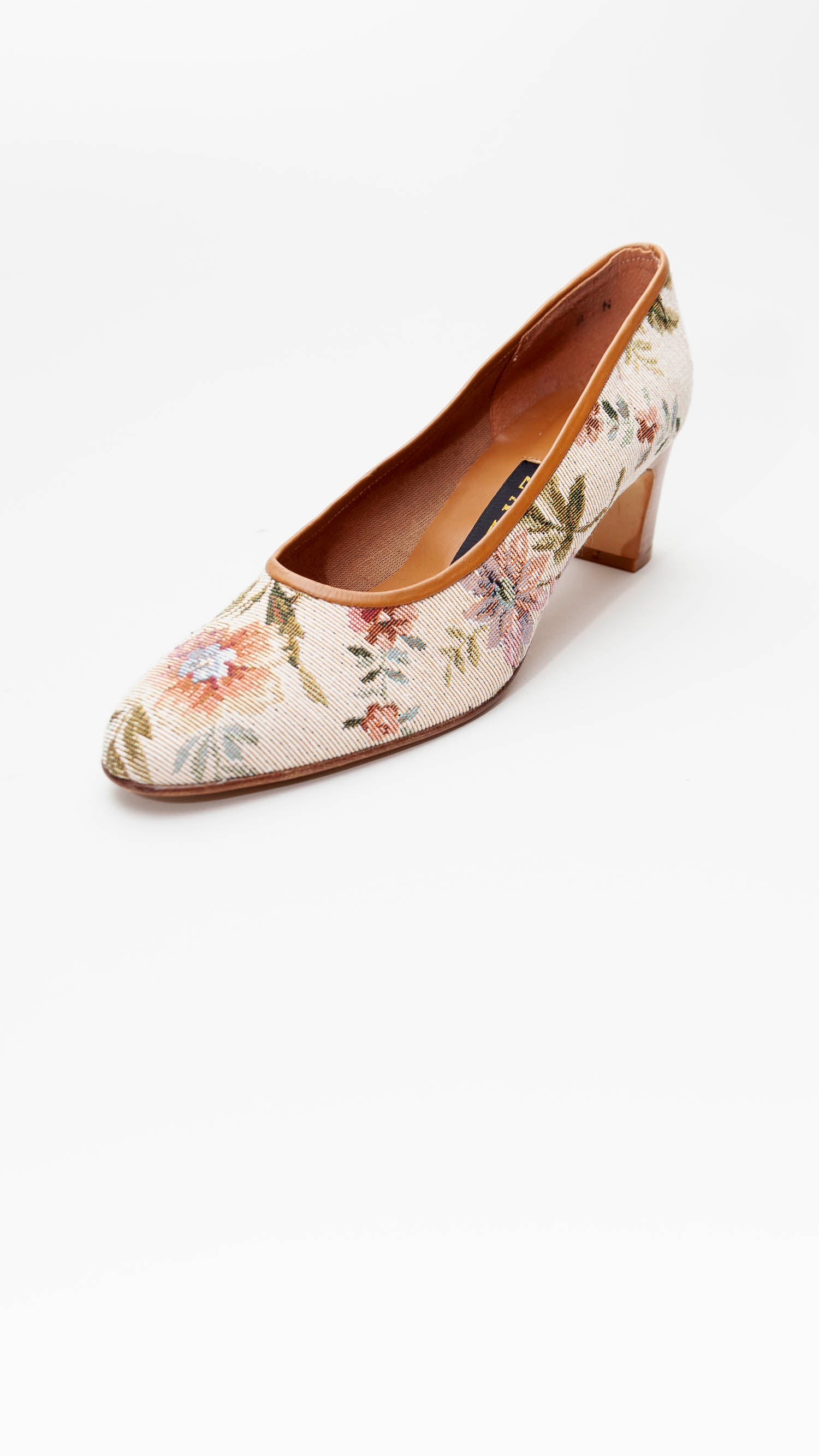 Zalo <br> Size 8