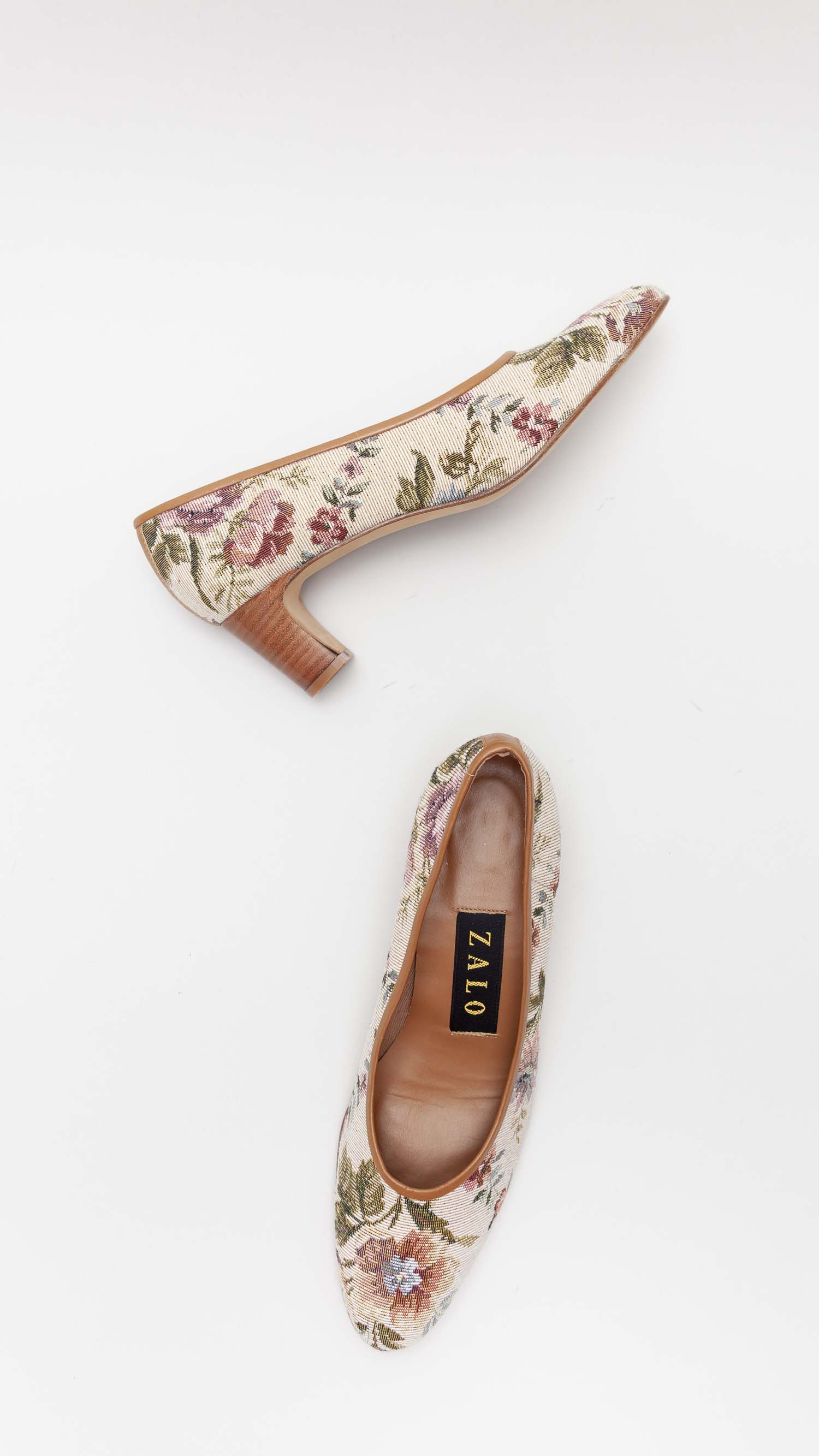 Zalo <br> Size 8
